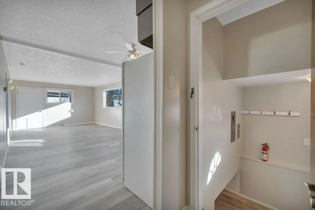 5310 & 5312 50 Street