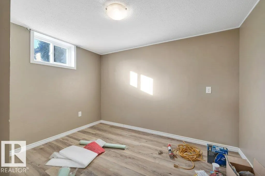 5310 & 5312 50 Street