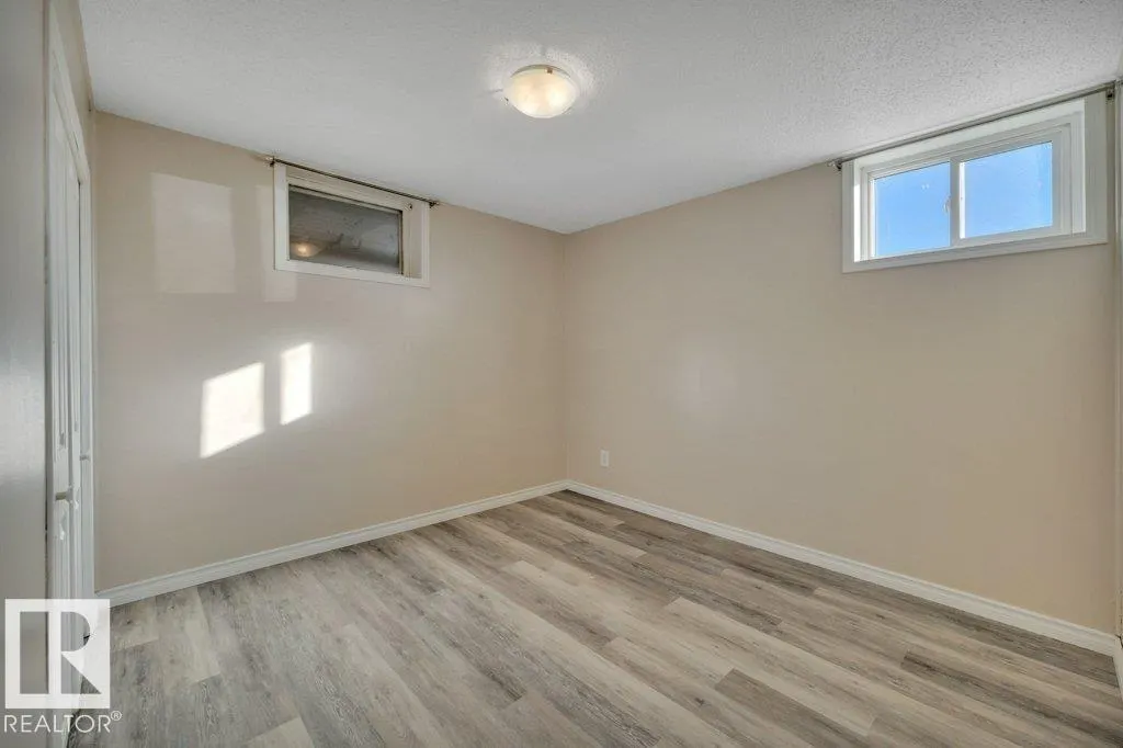 5310 & 5312 50 Street