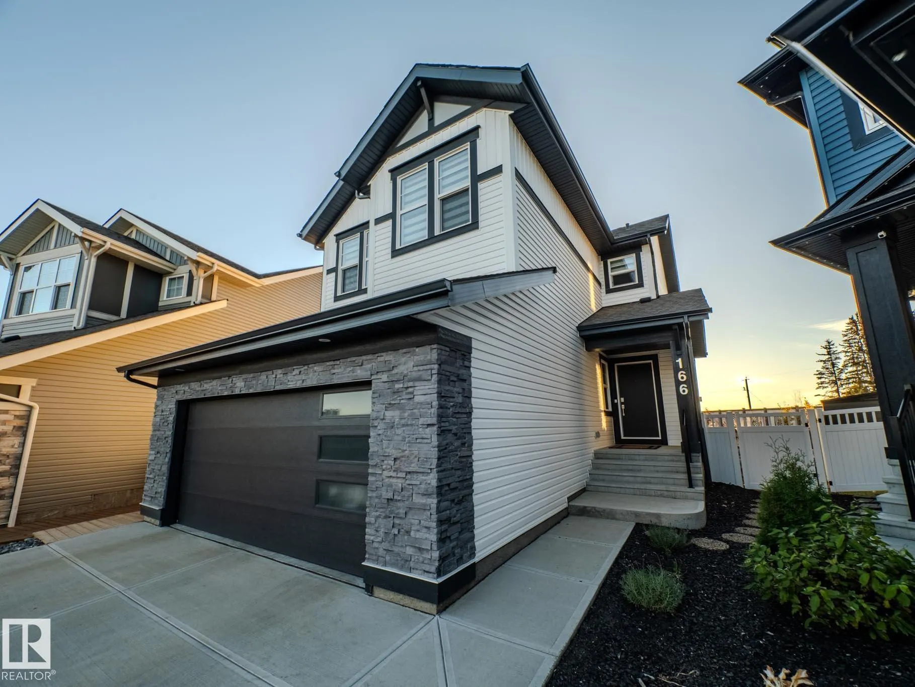 166 SEDUM Way