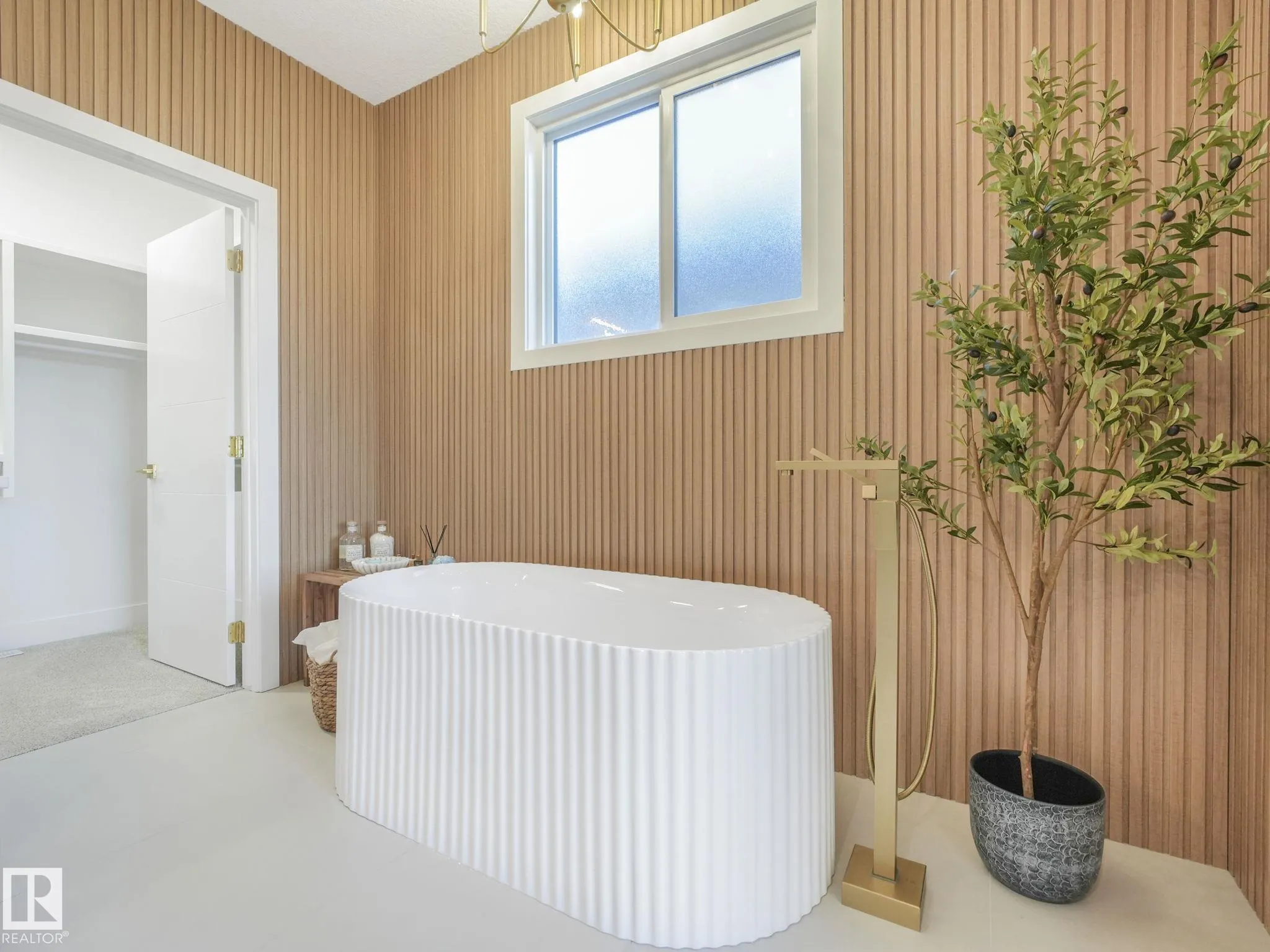 49 Birkshire Crescent