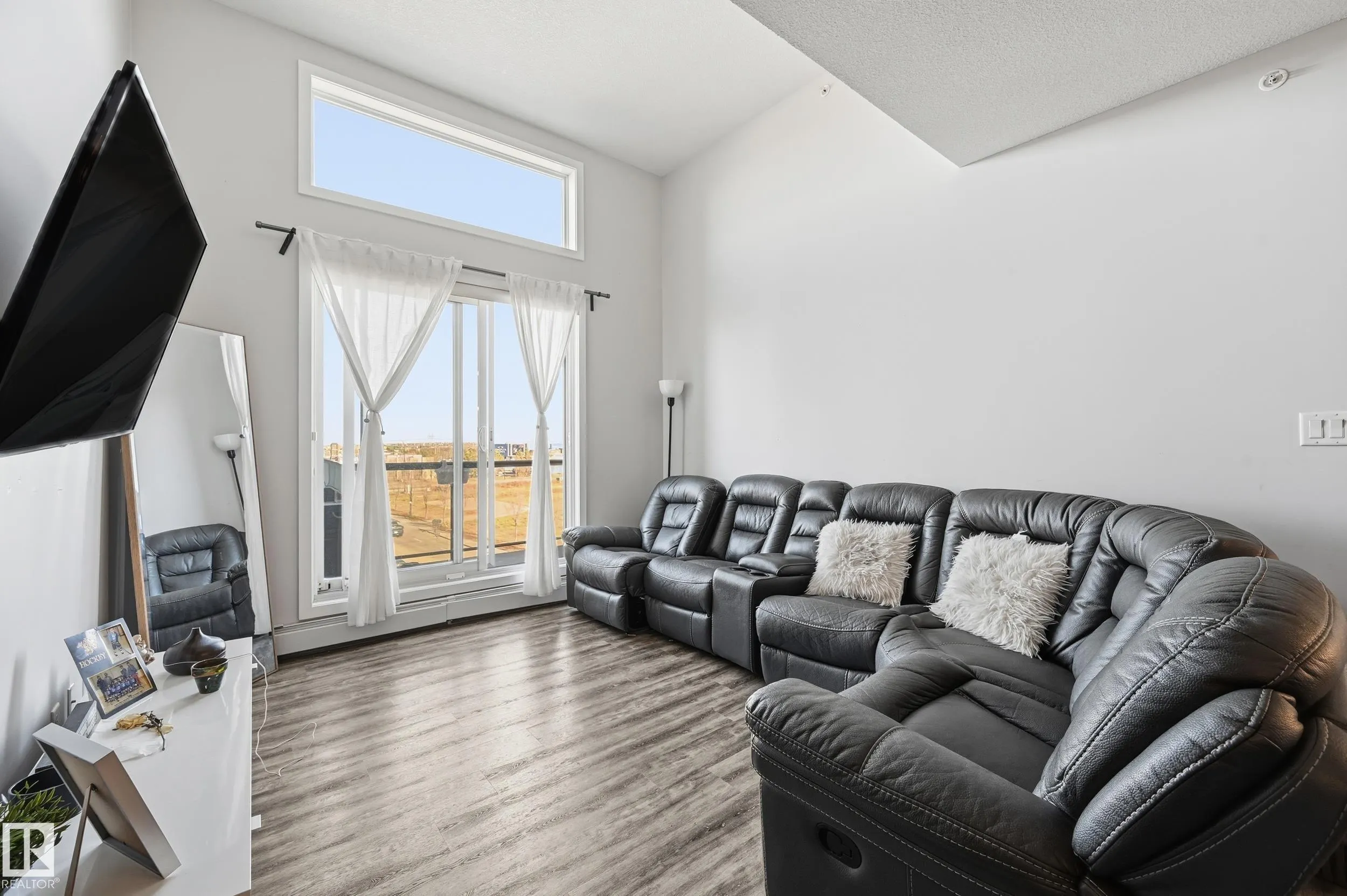 304 AMBLESIDE LINK Link