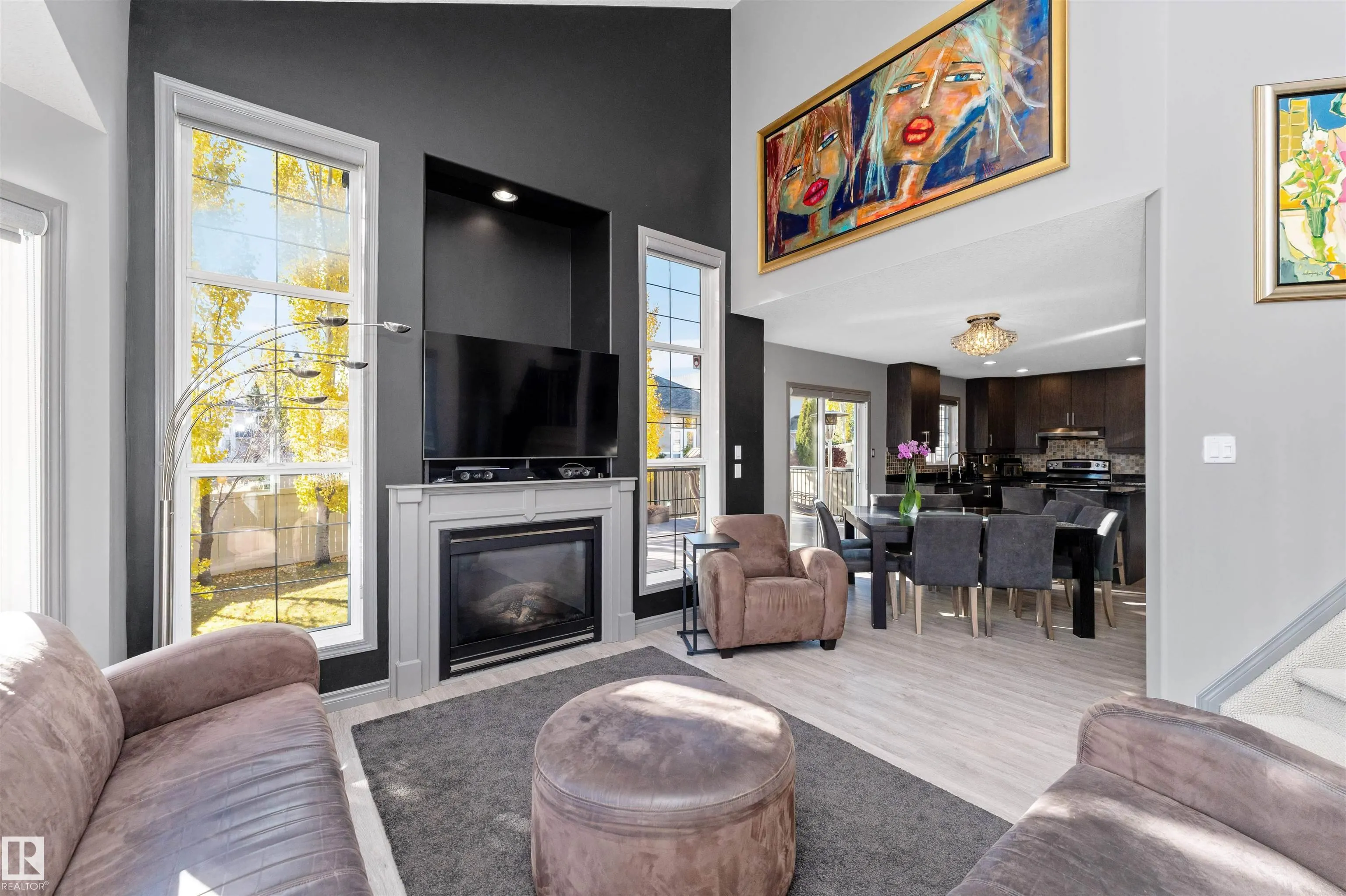 1017 LEGER Boulevard