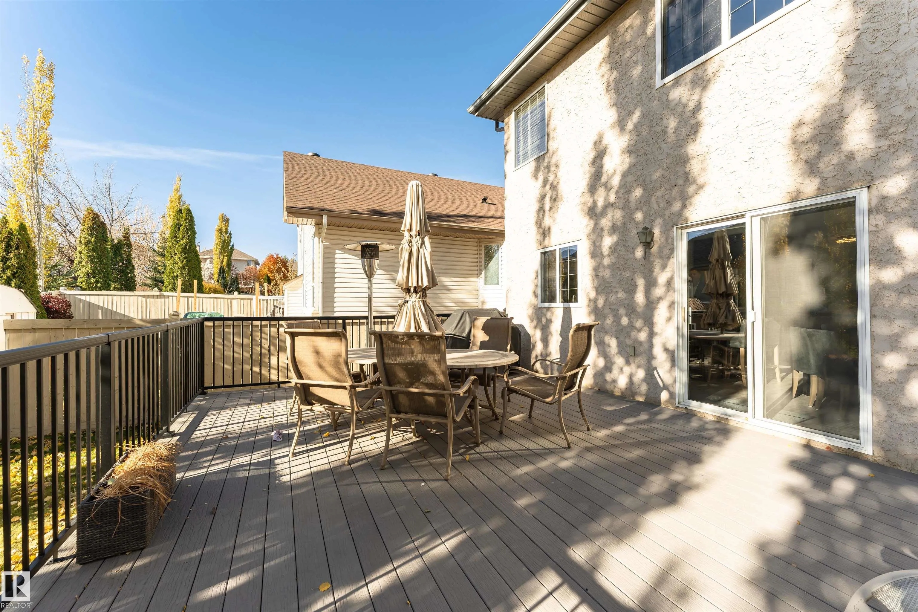 1017 LEGER Boulevard