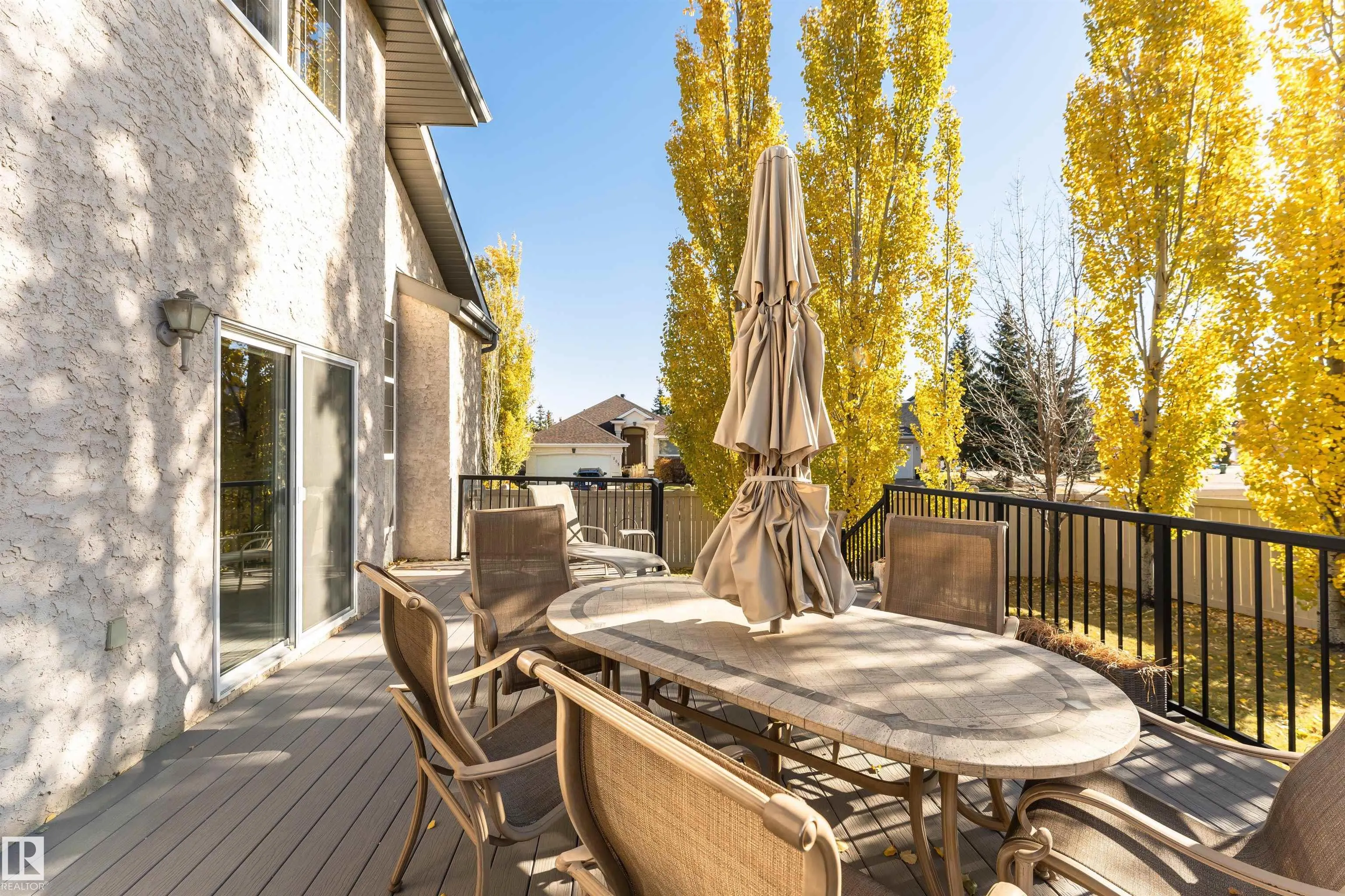 1017 LEGER Boulevard