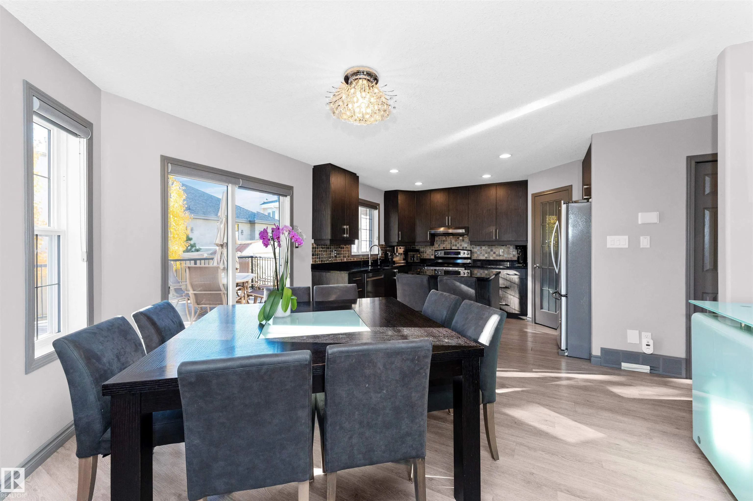 1017 LEGER Boulevard