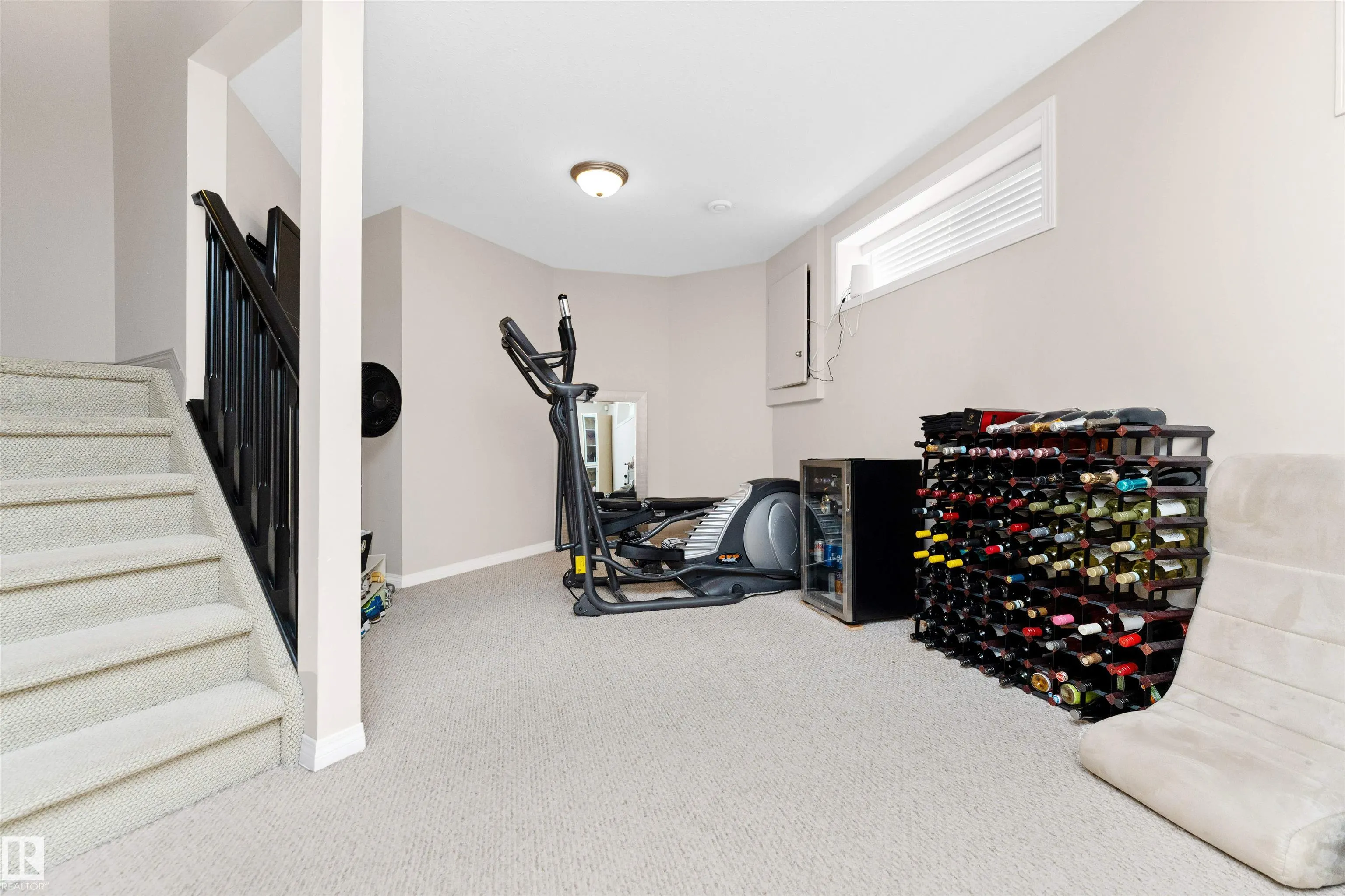 1017 LEGER Boulevard