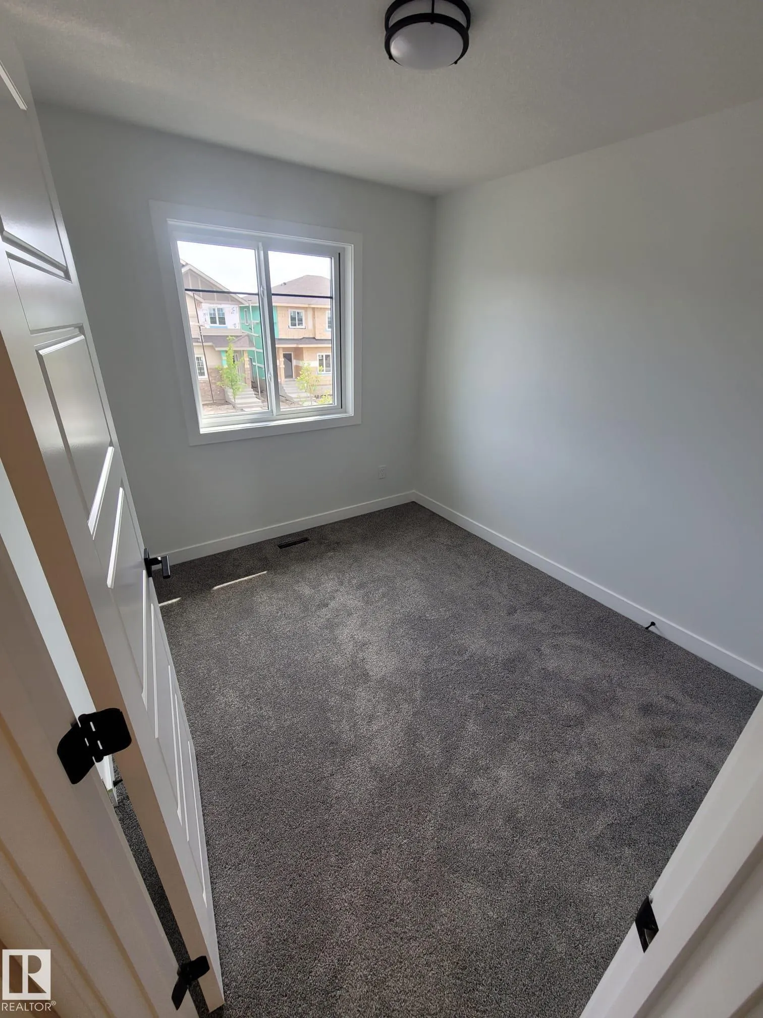 9802 107 Morinville Avenue