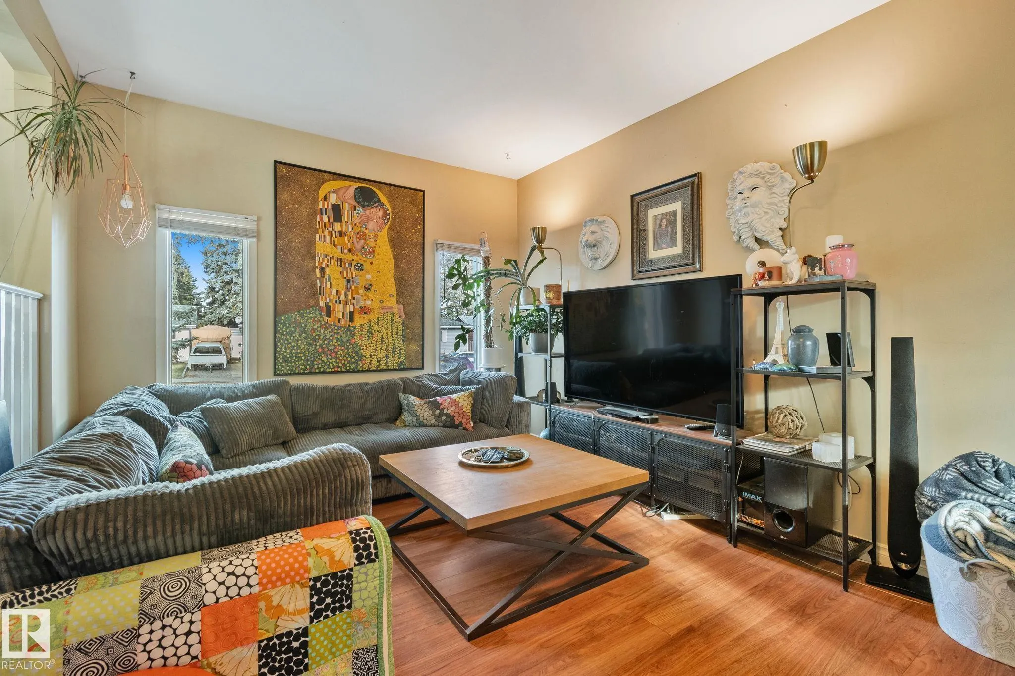 367 EVERGREEN Street