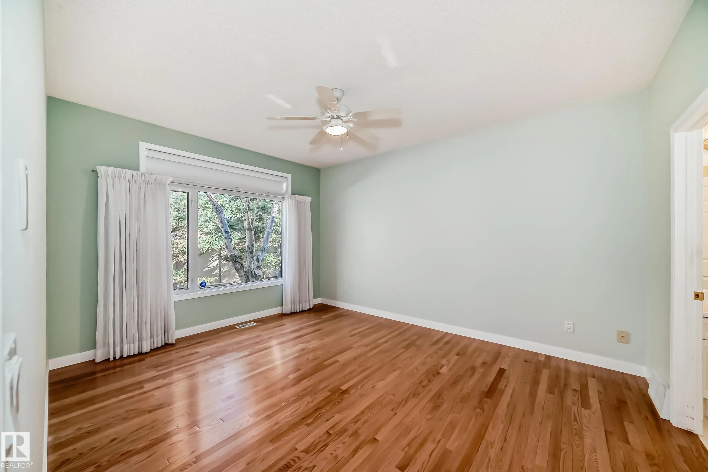 130 RABBIT HILL Court