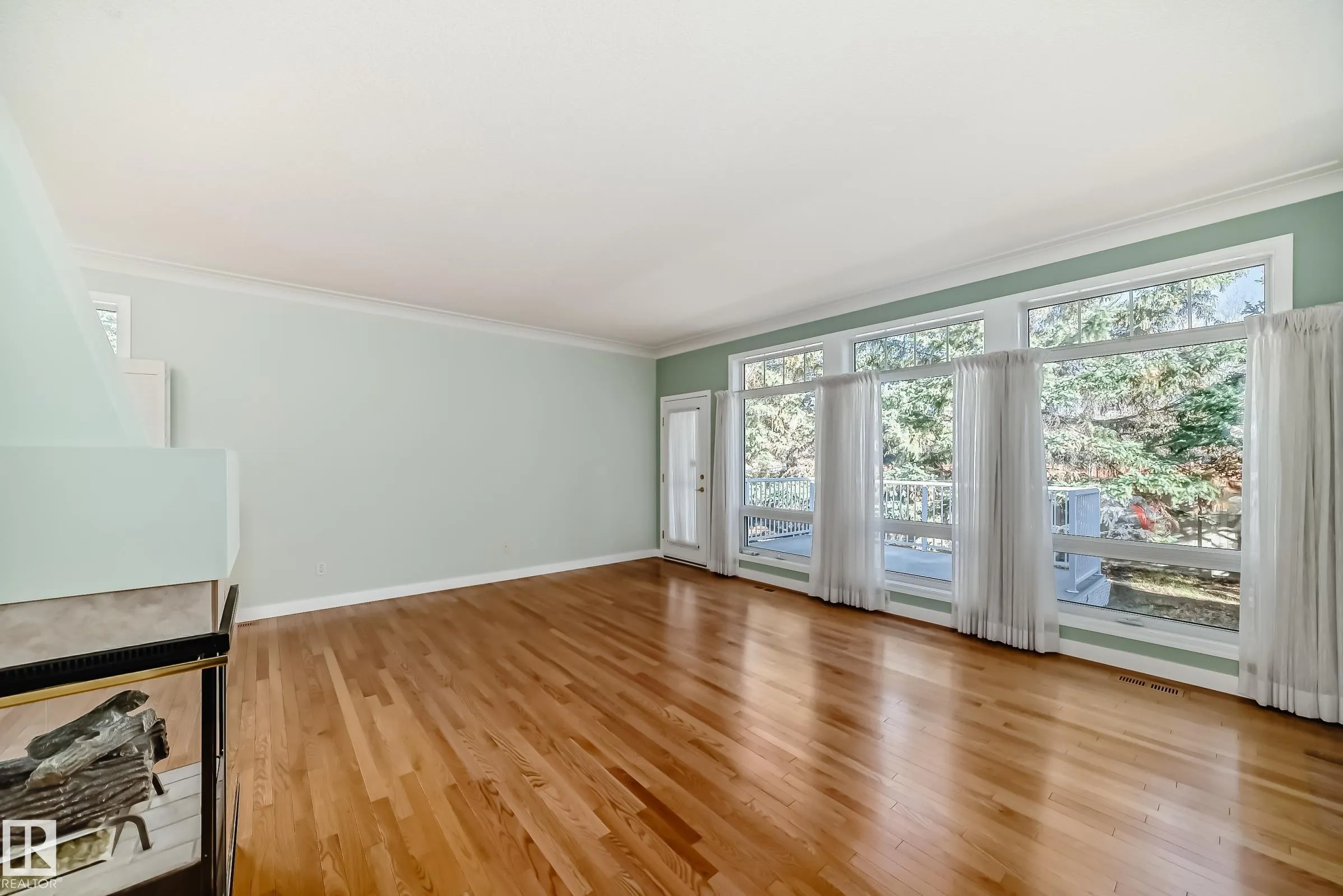 130 RABBIT HILL Court