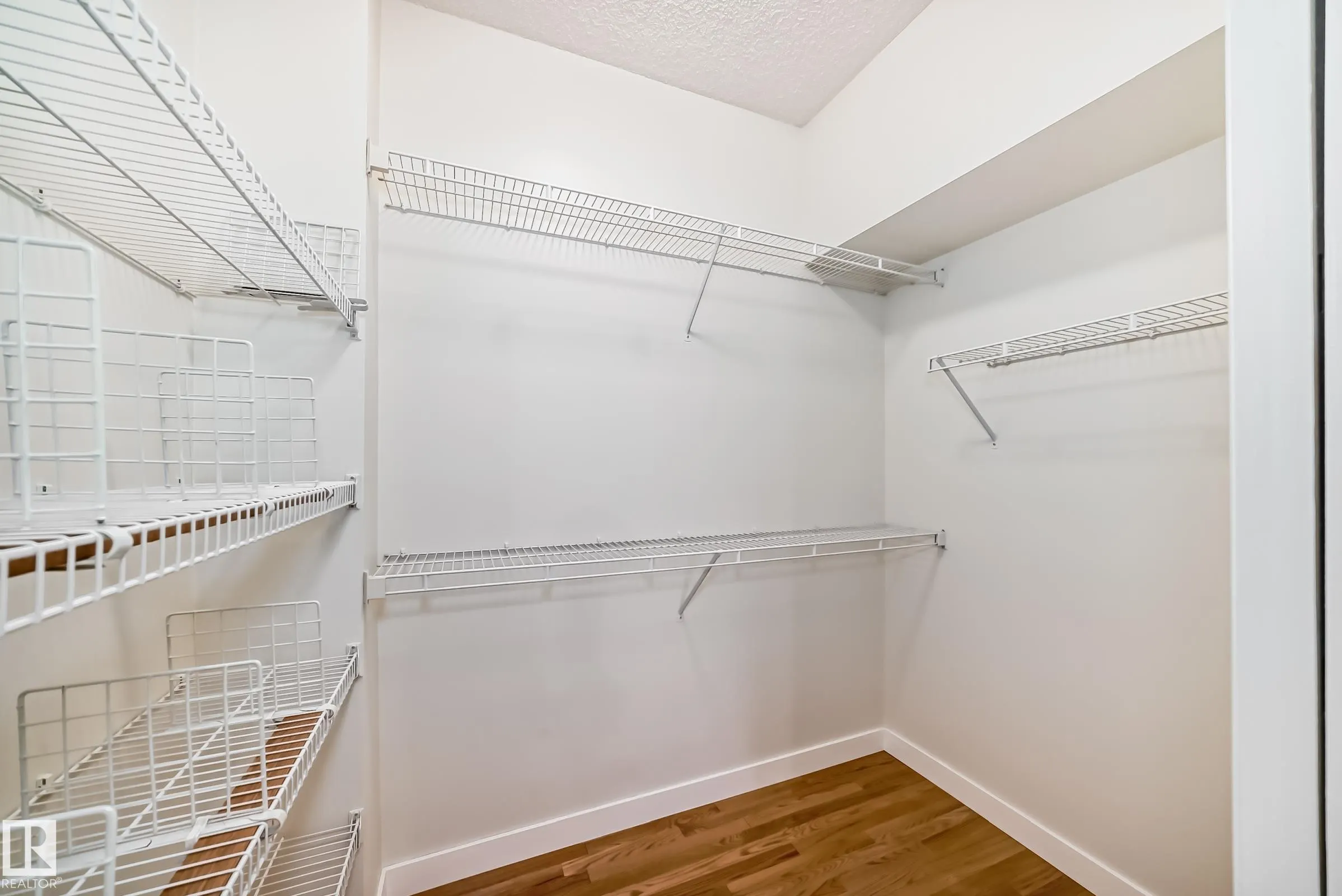 130 RABBIT HILL Court