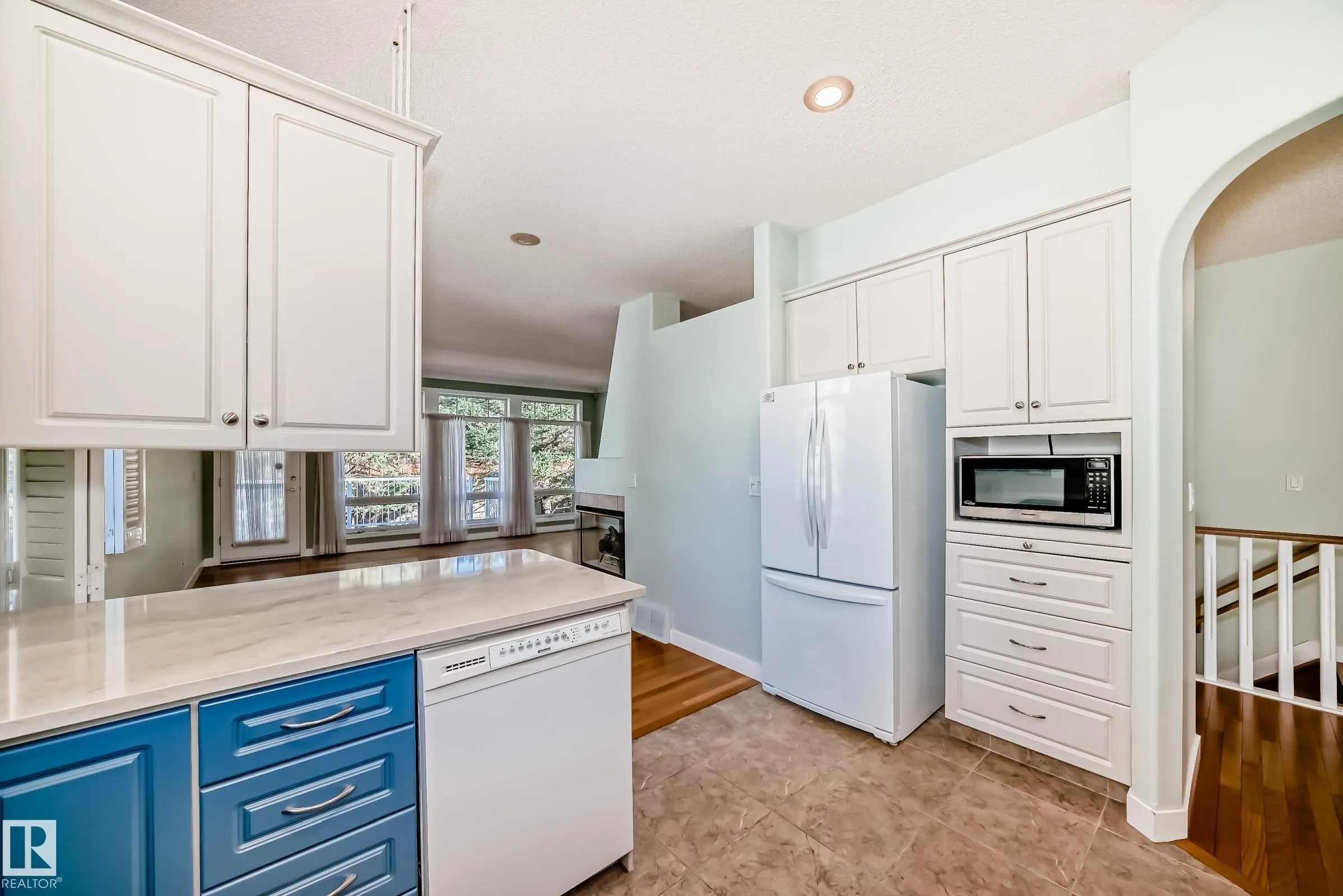 130 RABBIT HILL Court