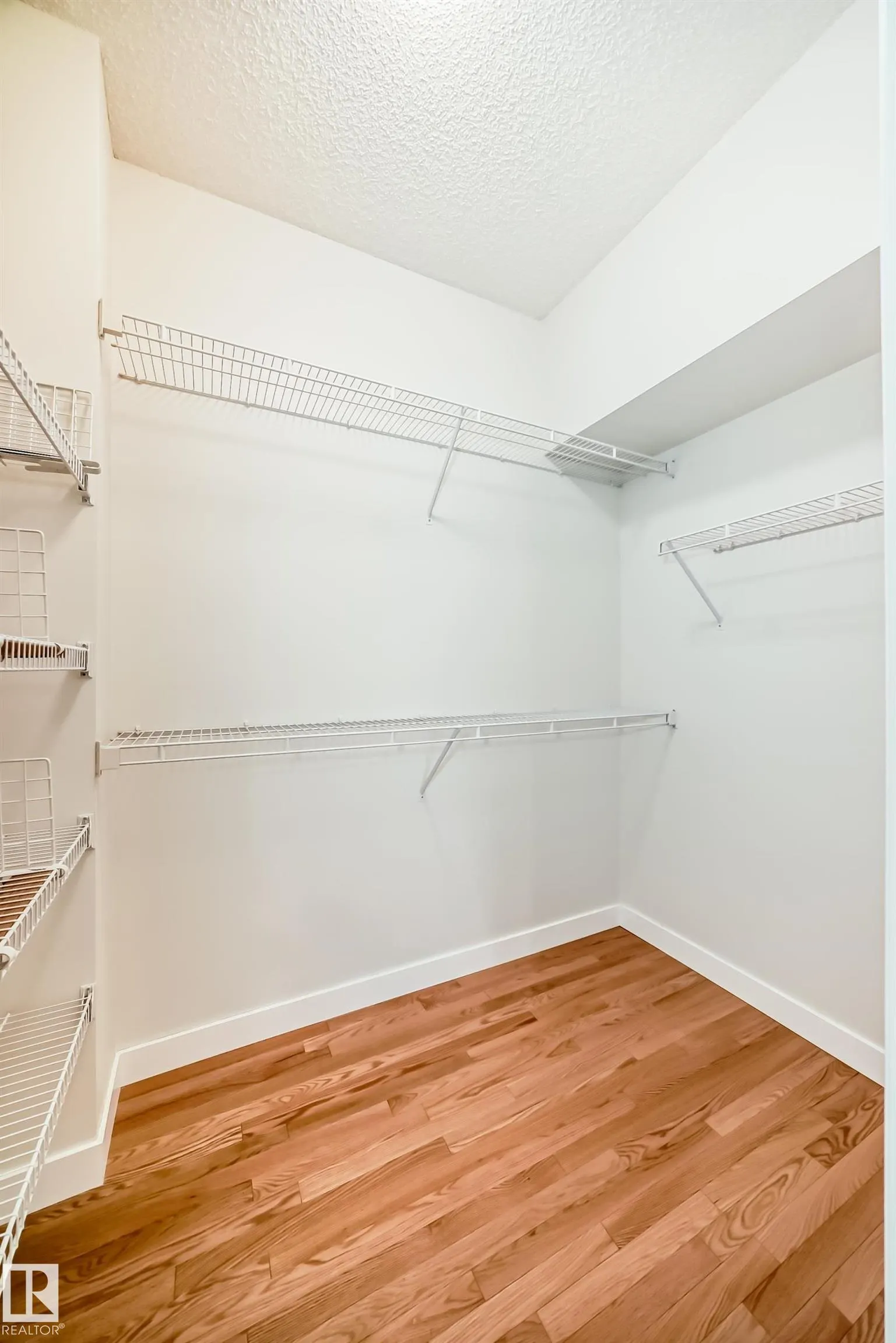 130 RABBIT HILL Court