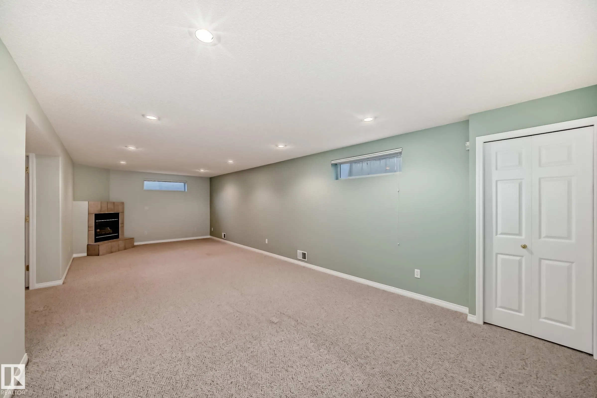 130 RABBIT HILL Court