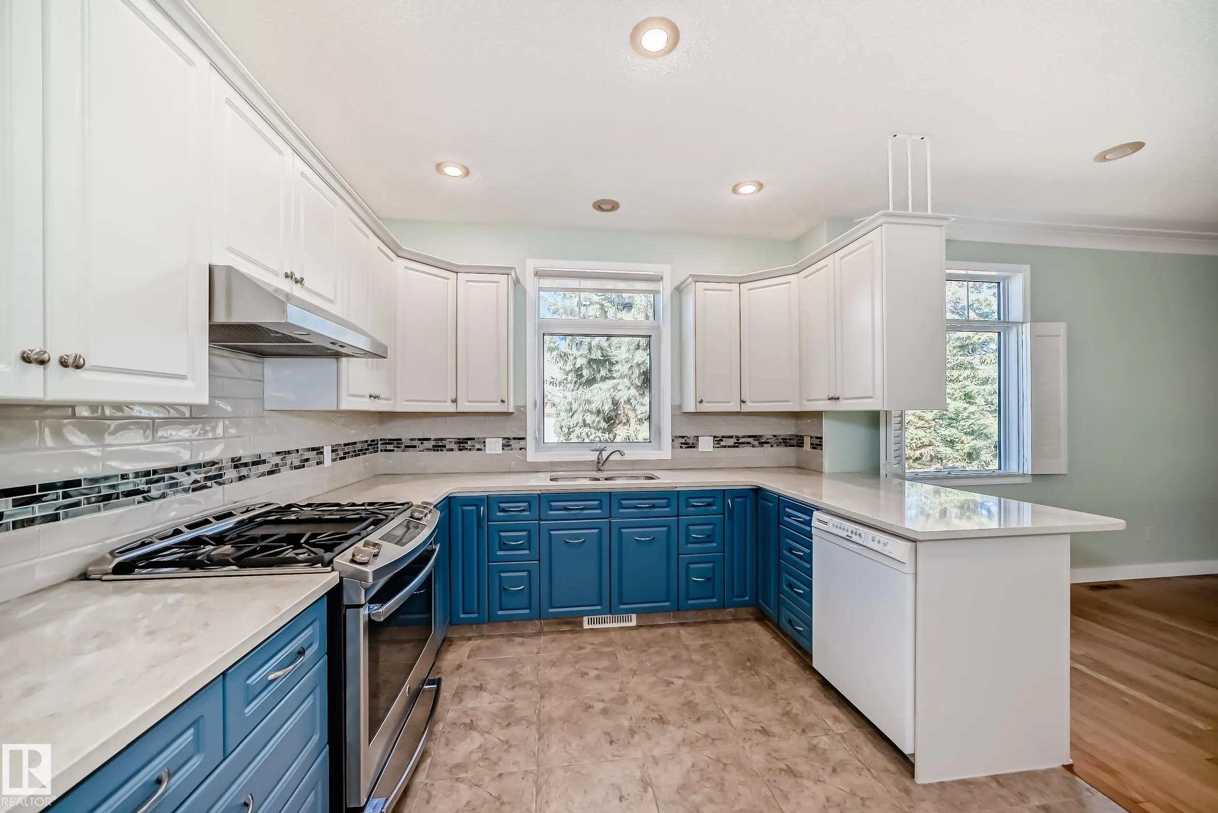 130 RABBIT HILL Court