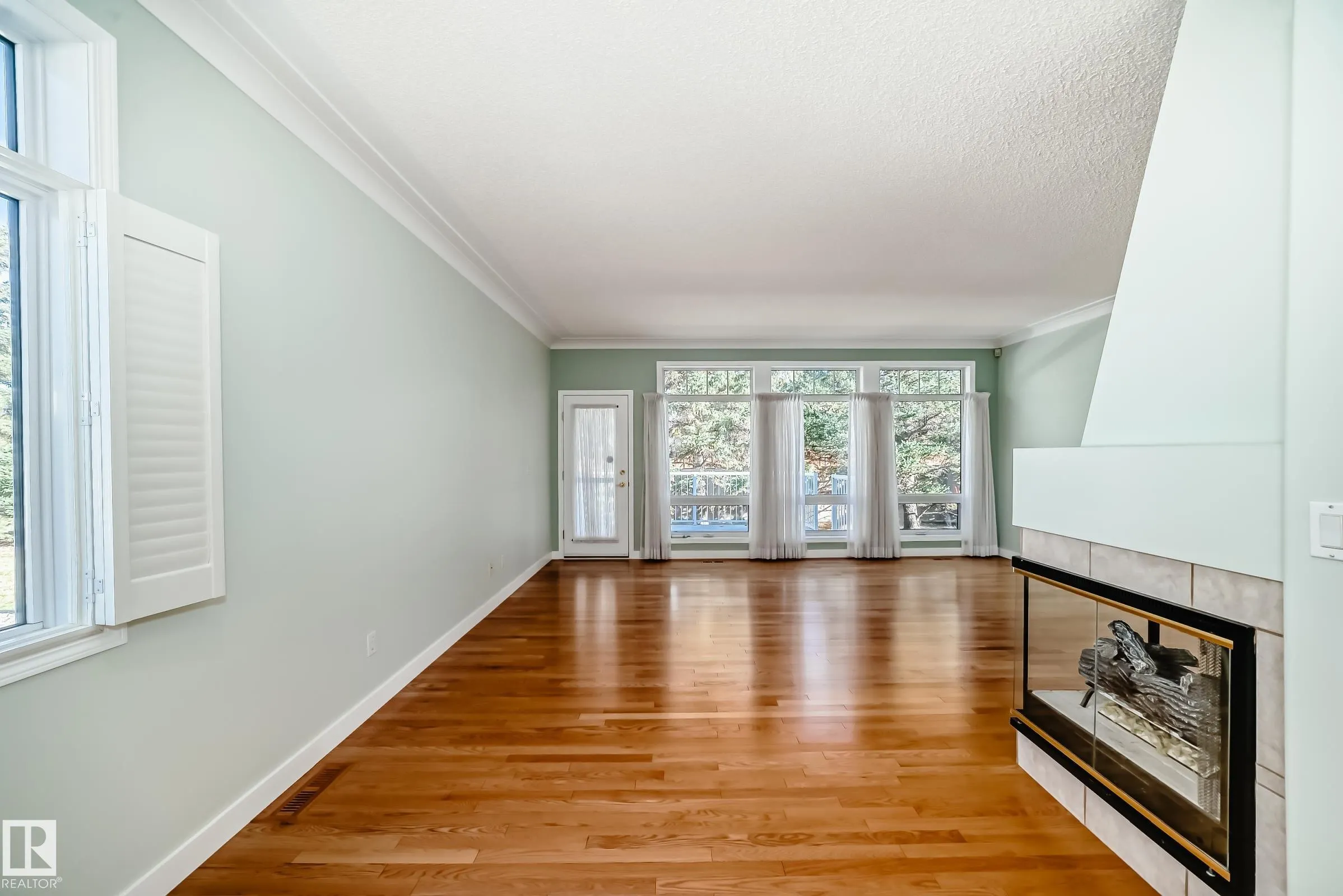 130 RABBIT HILL Court