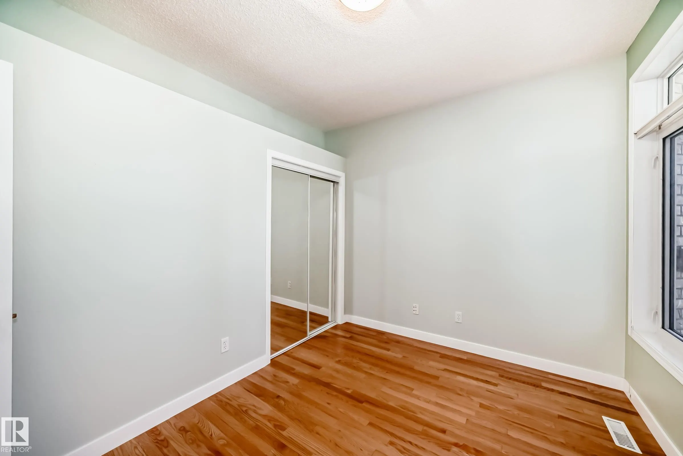 130 RABBIT HILL Court