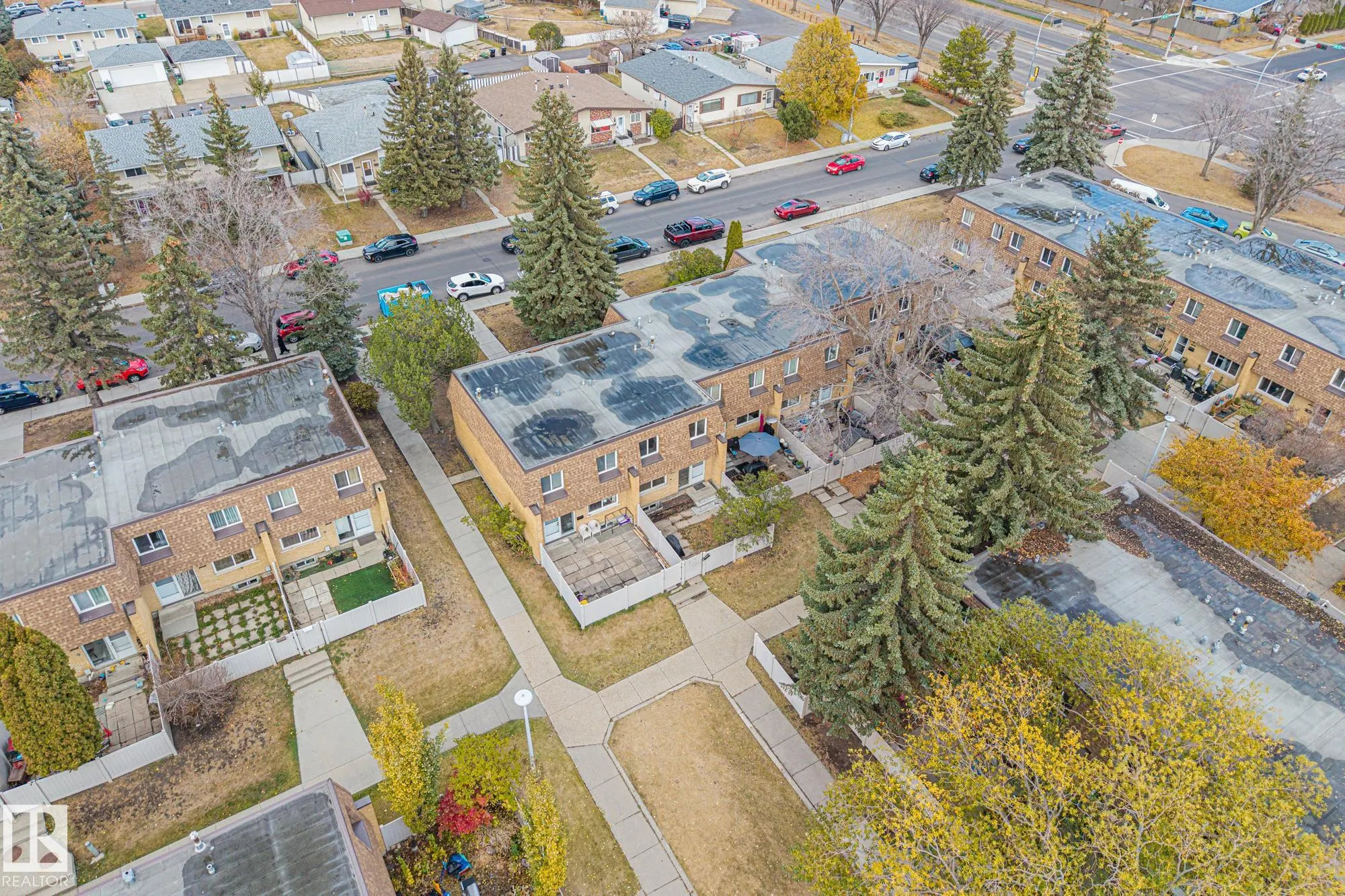 137 LONDONDERRY SQUARE