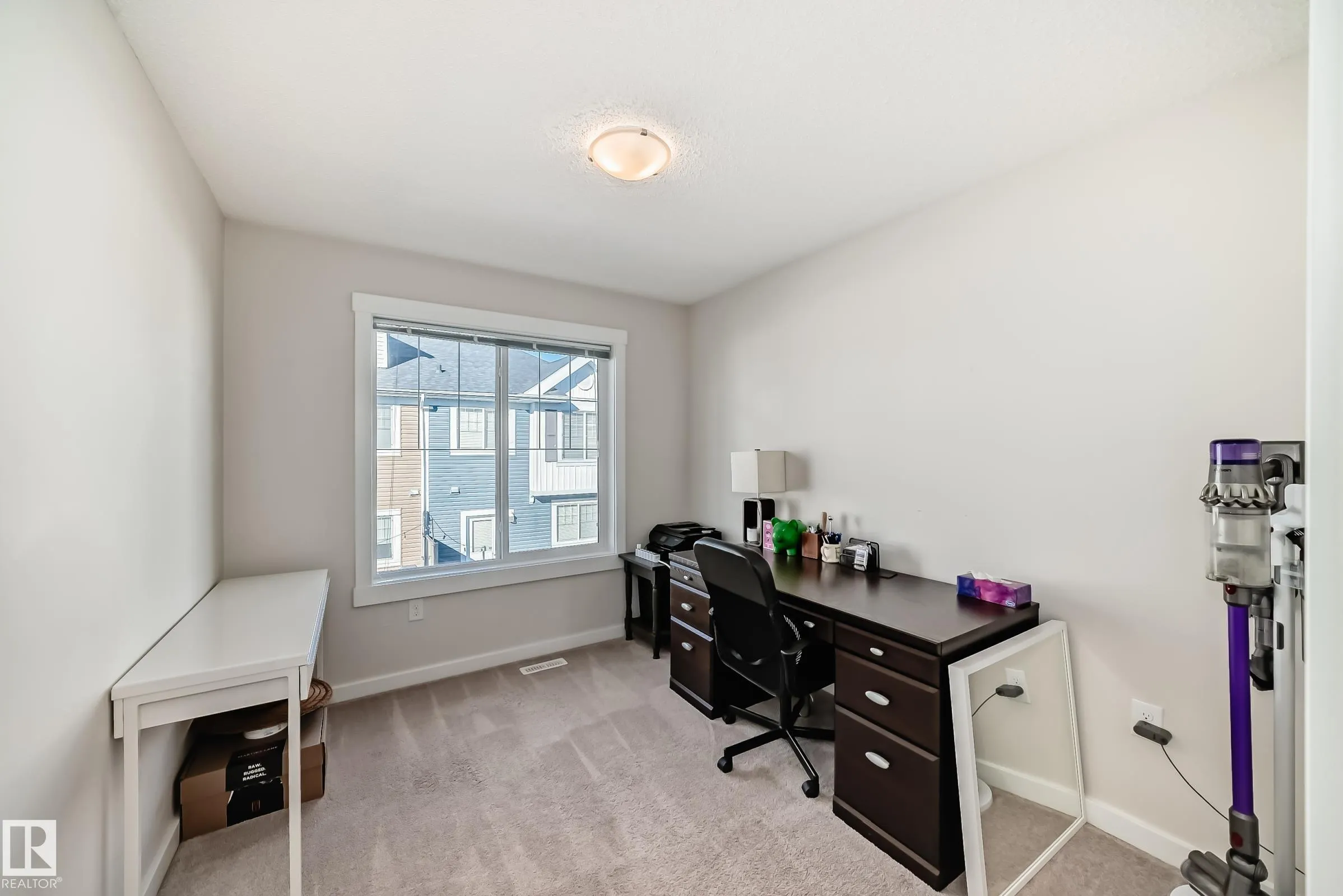 903 Crystallina Nera Way