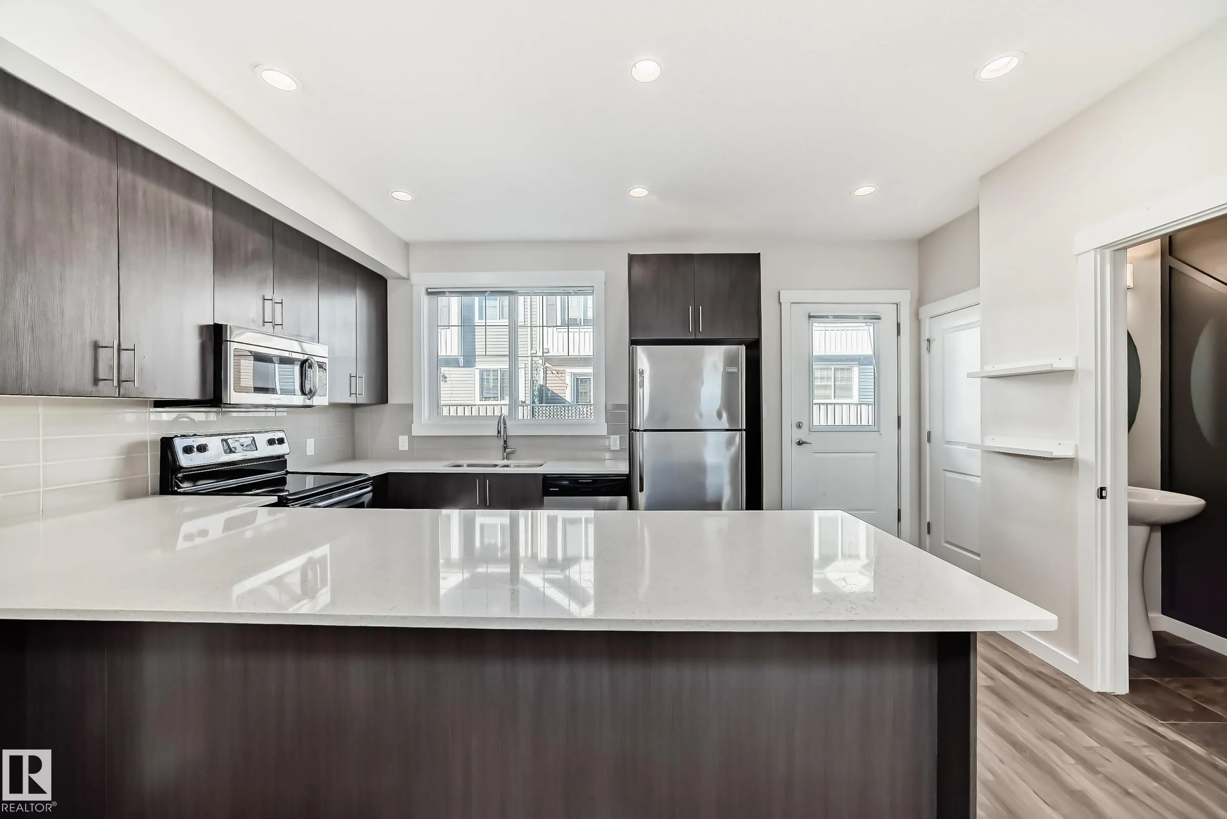 903 Crystallina Nera Way