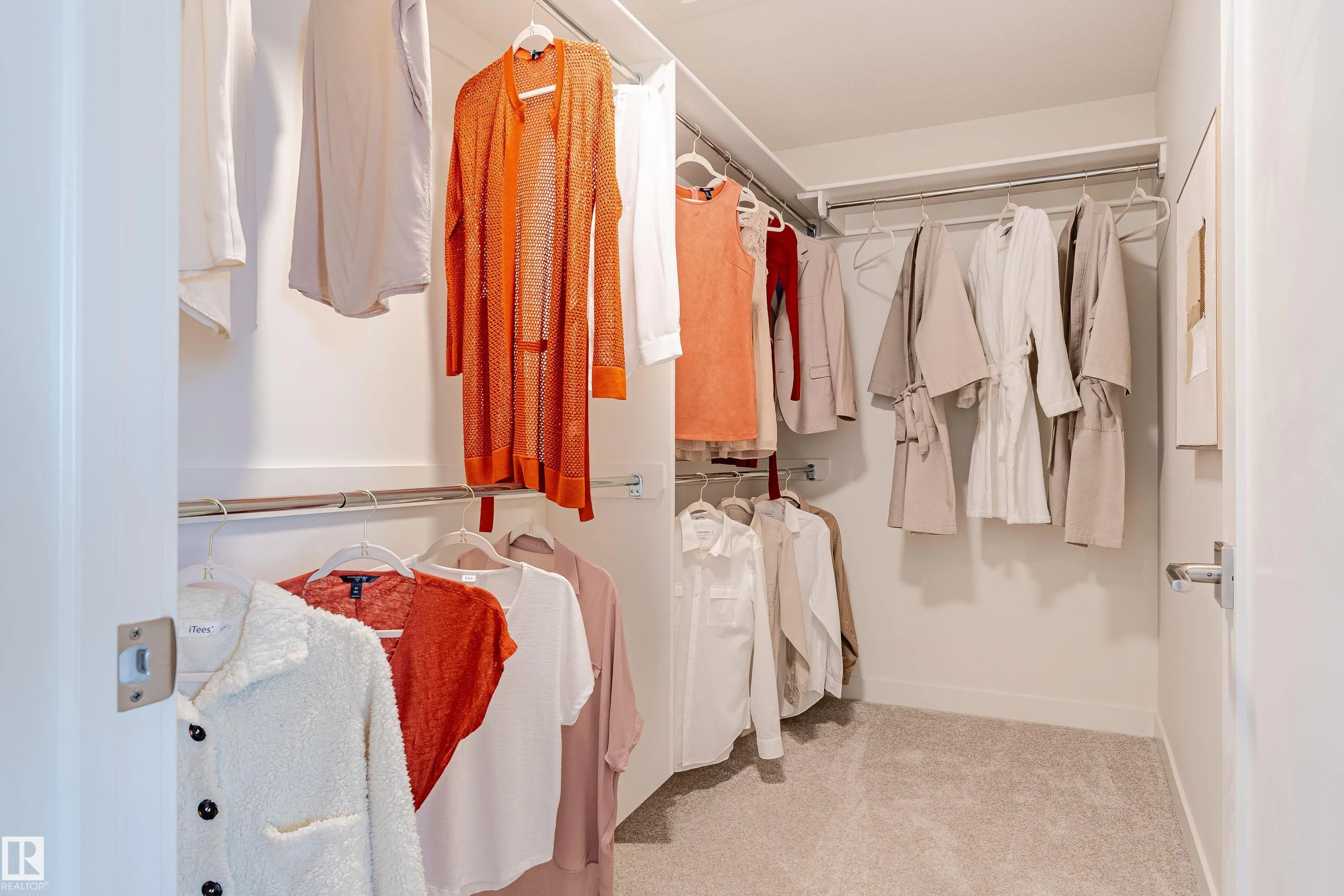 4458 KINSELLA GREEN Green