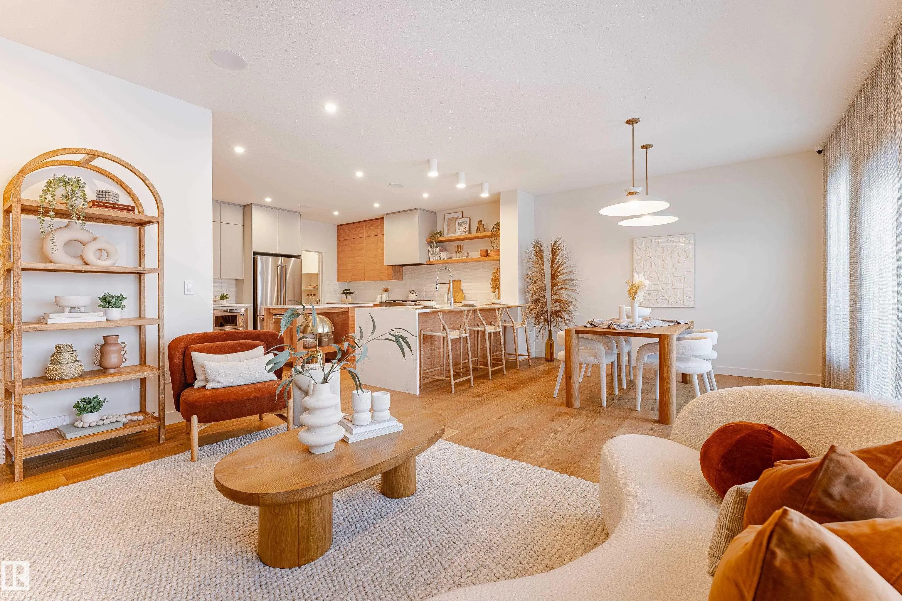 4458 KINSELLA GREEN Green