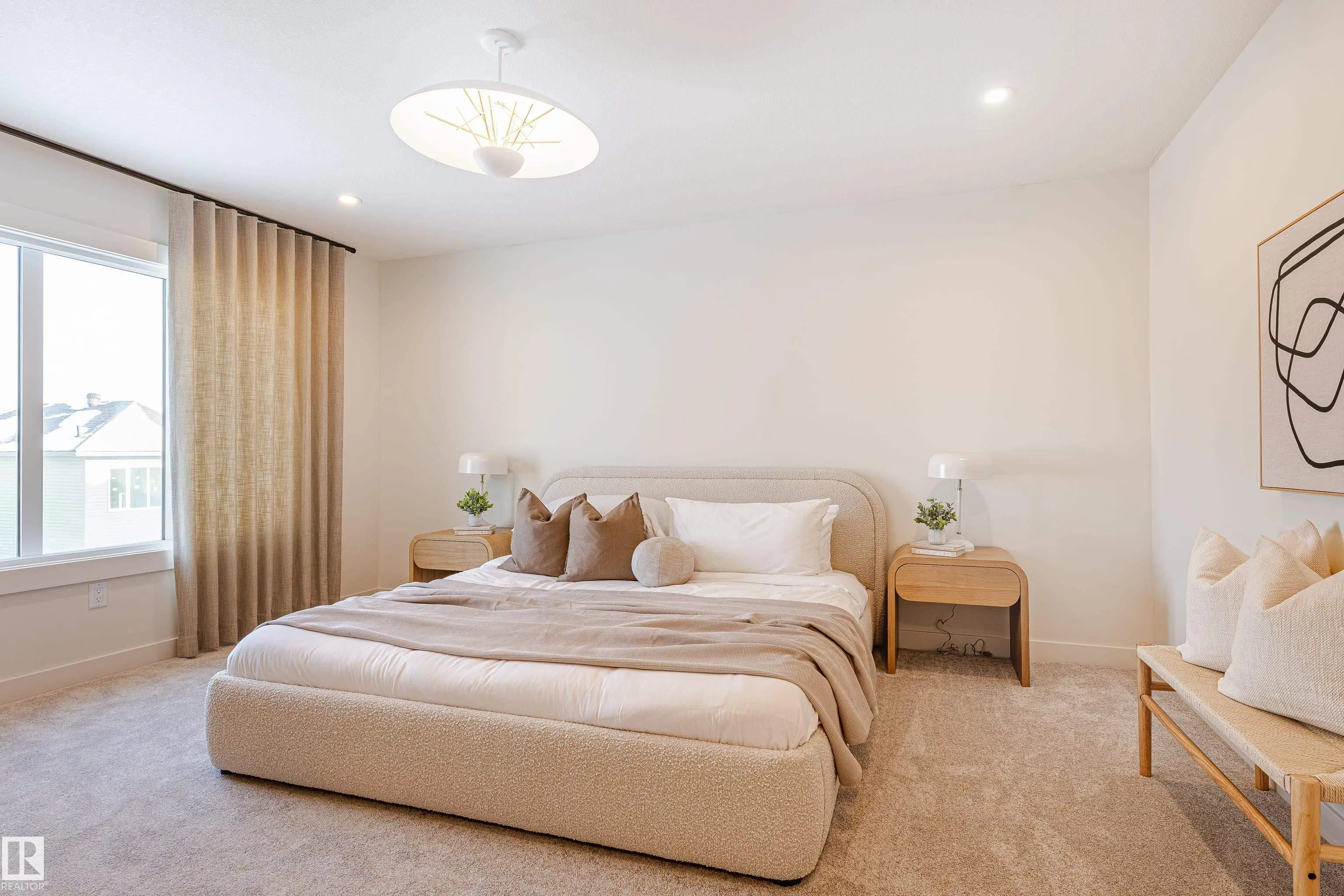 4458 KINSELLA GREEN Green