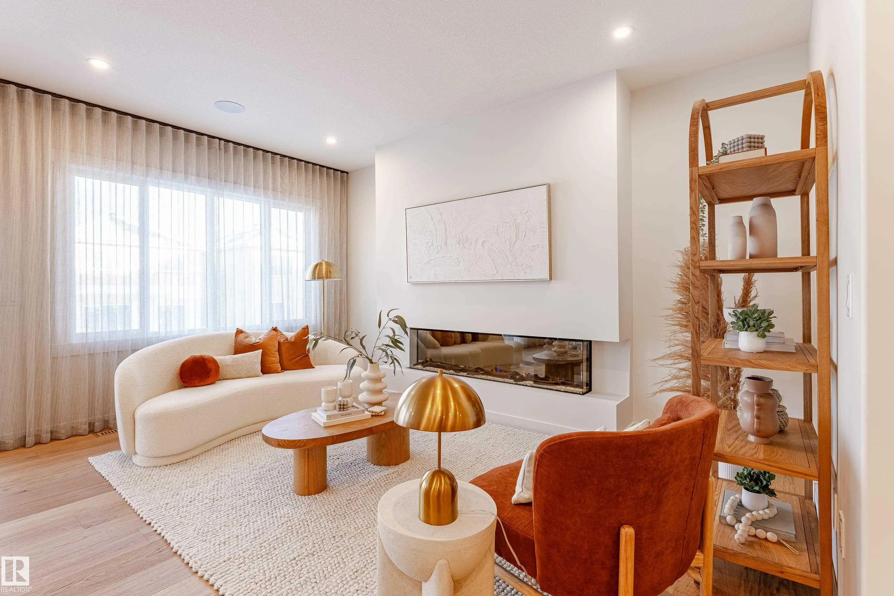 4458 KINSELLA GREEN Green