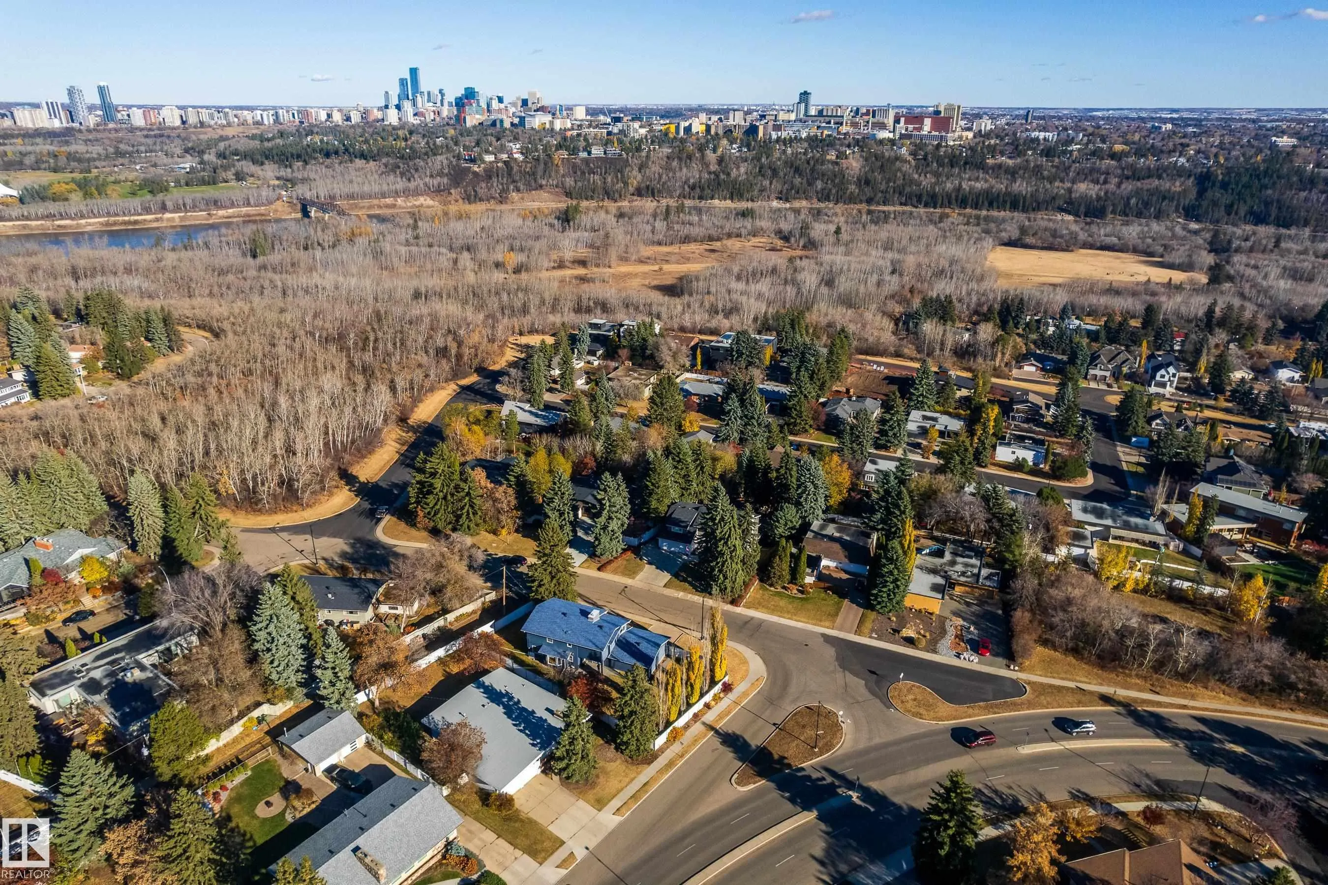 98 VALLEYVIEW Crescent