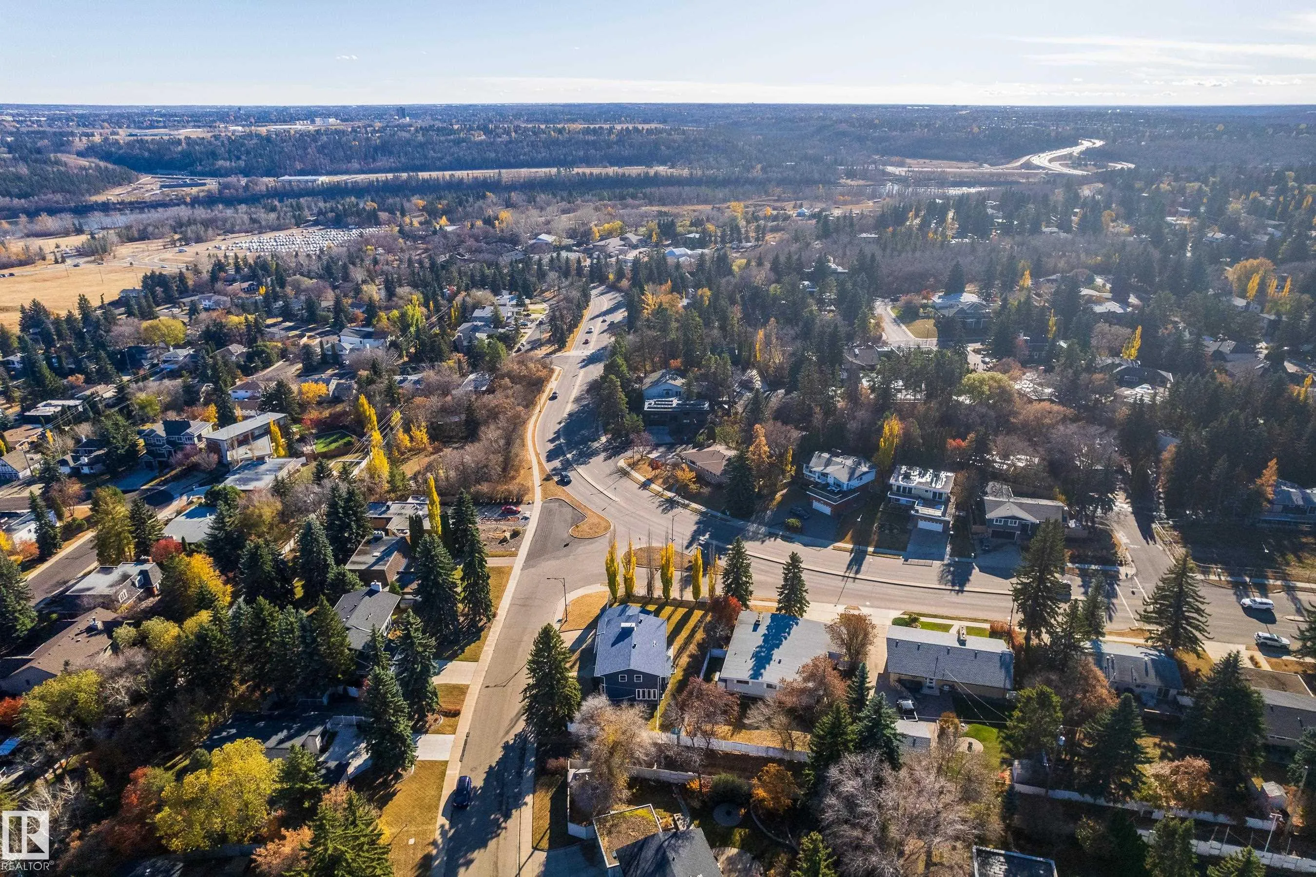 98 VALLEYVIEW Crescent