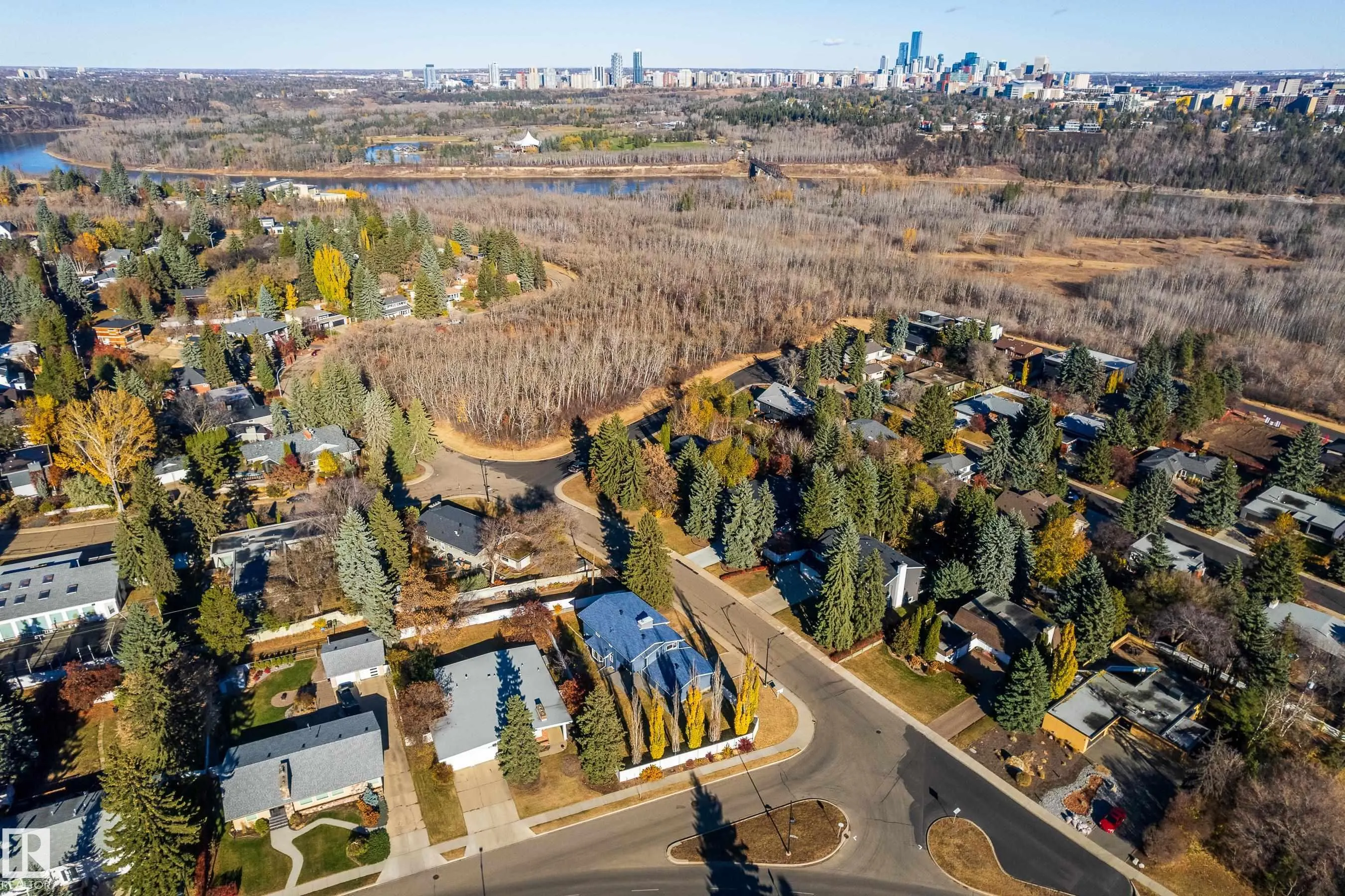 98 VALLEYVIEW Crescent