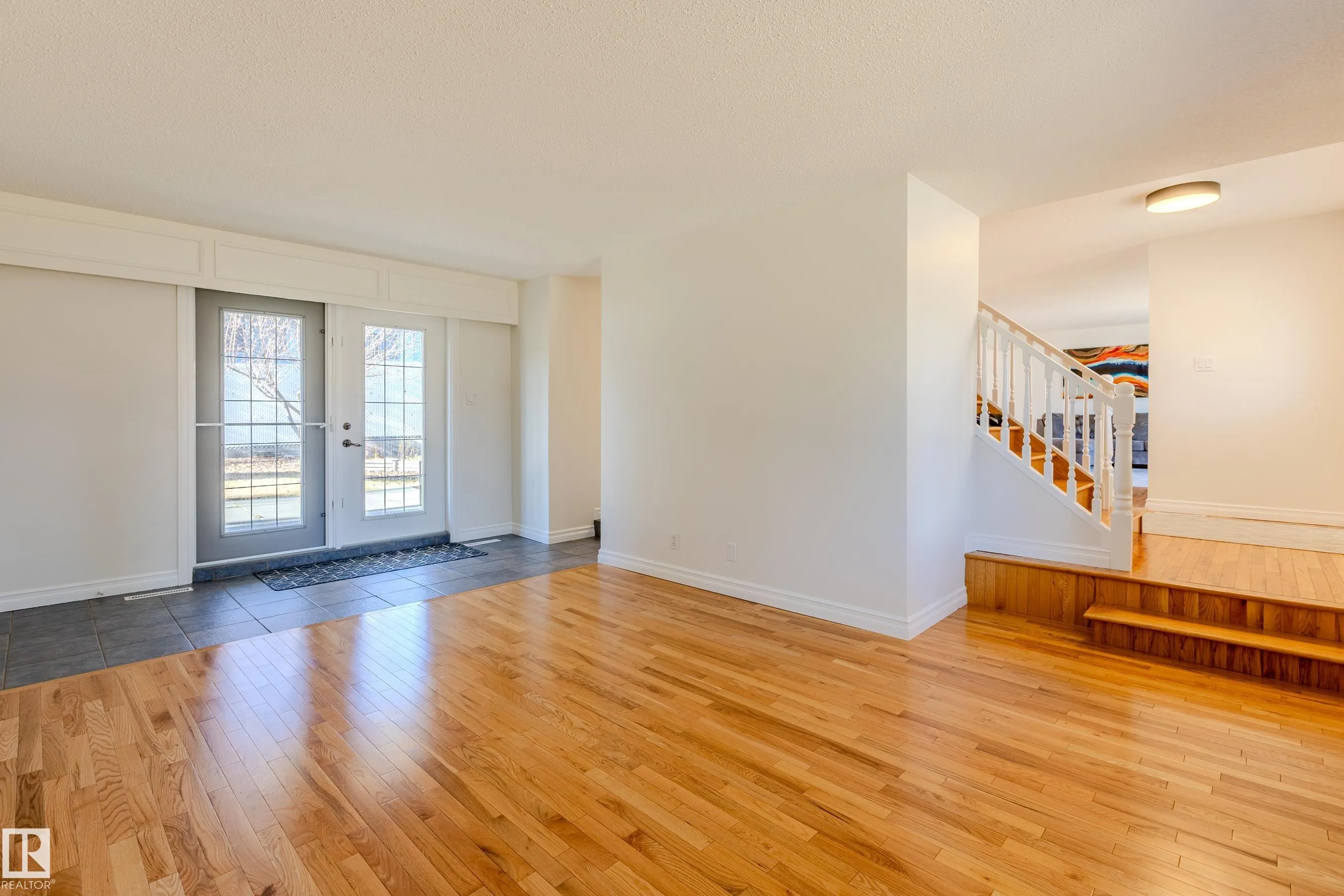 98 VALLEYVIEW Crescent