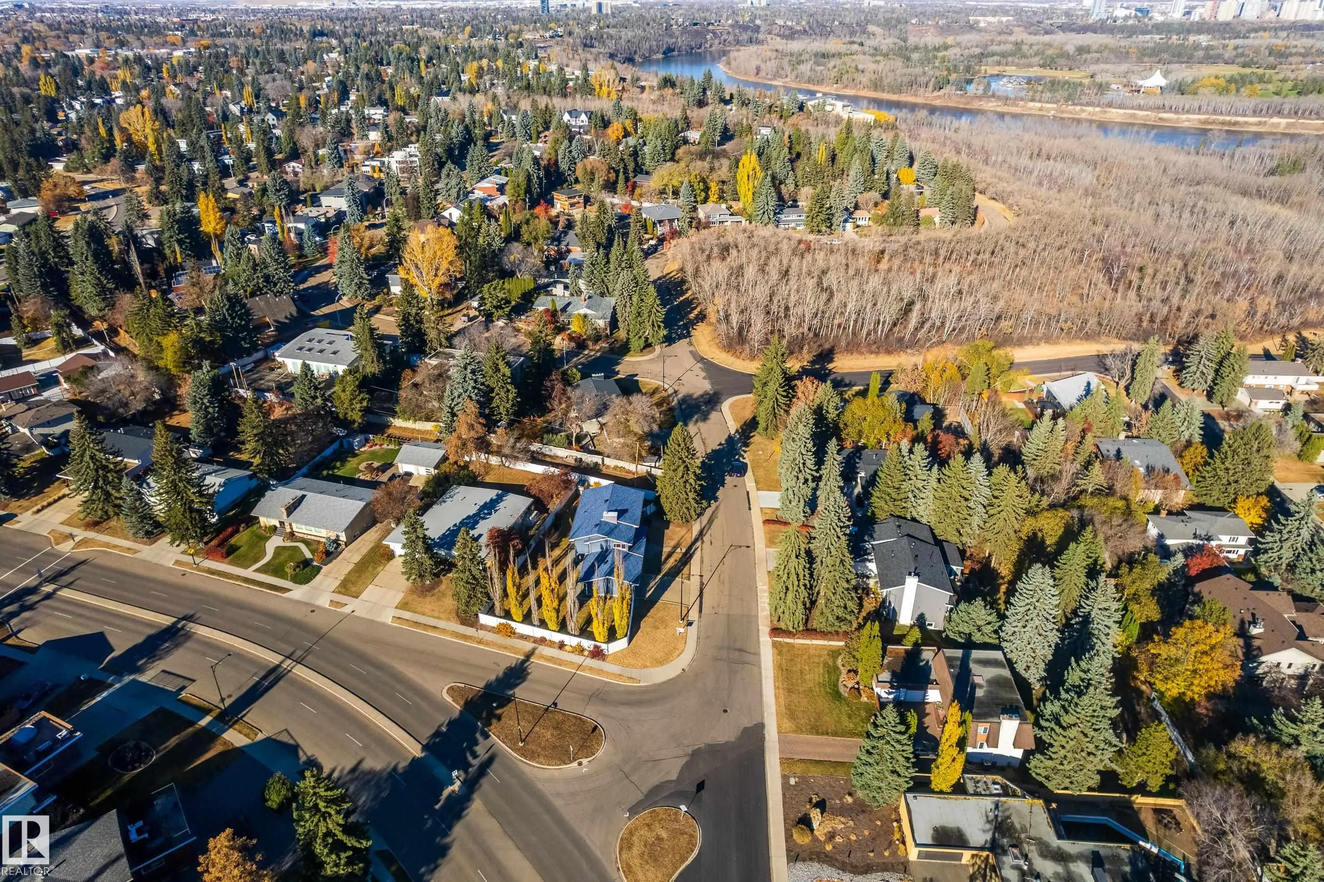 98 VALLEYVIEW Crescent