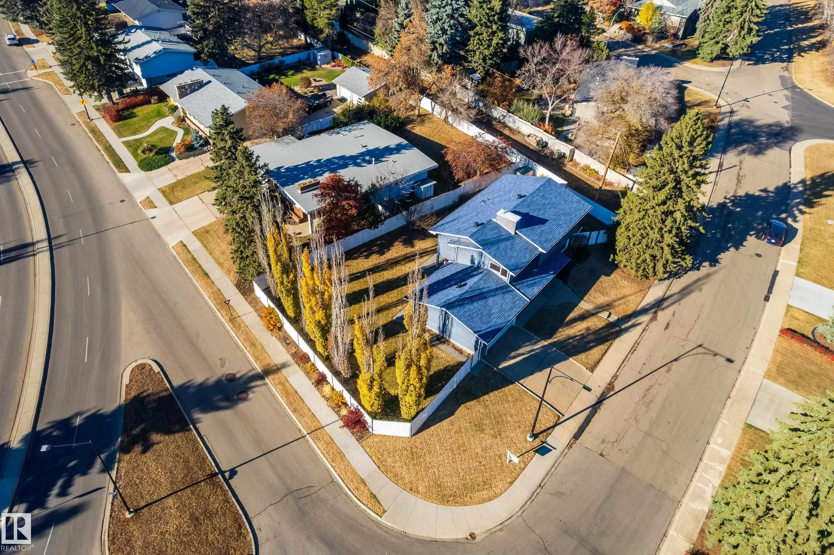 98 VALLEYVIEW Crescent