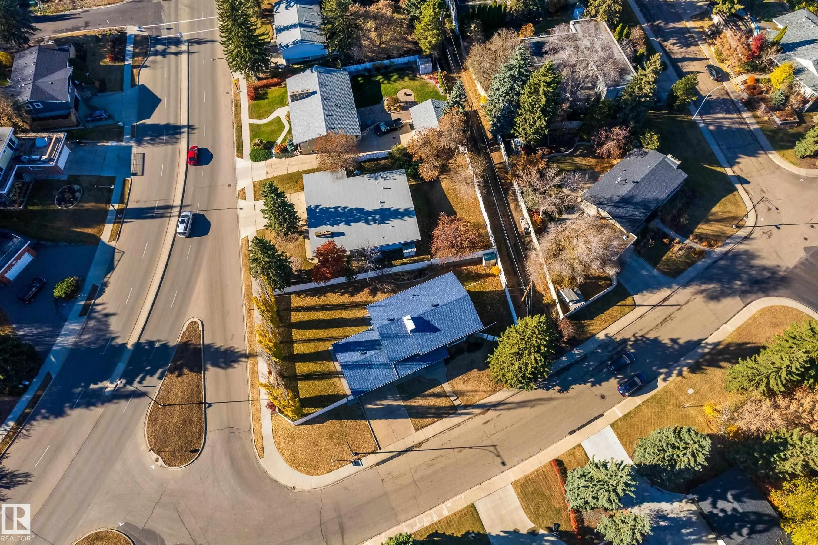 98 VALLEYVIEW Crescent