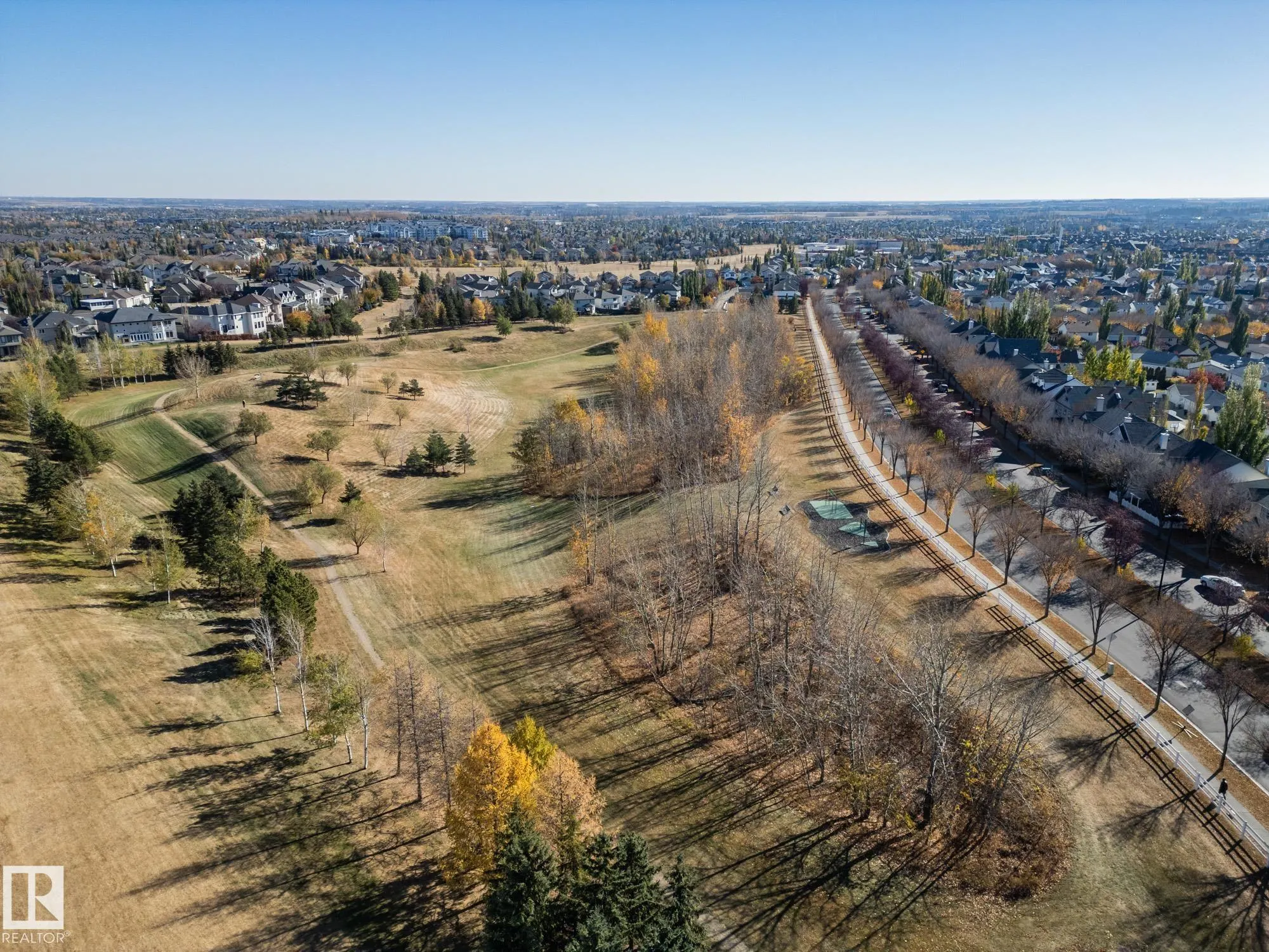 2051 TOWNE CENTRE Boulevard