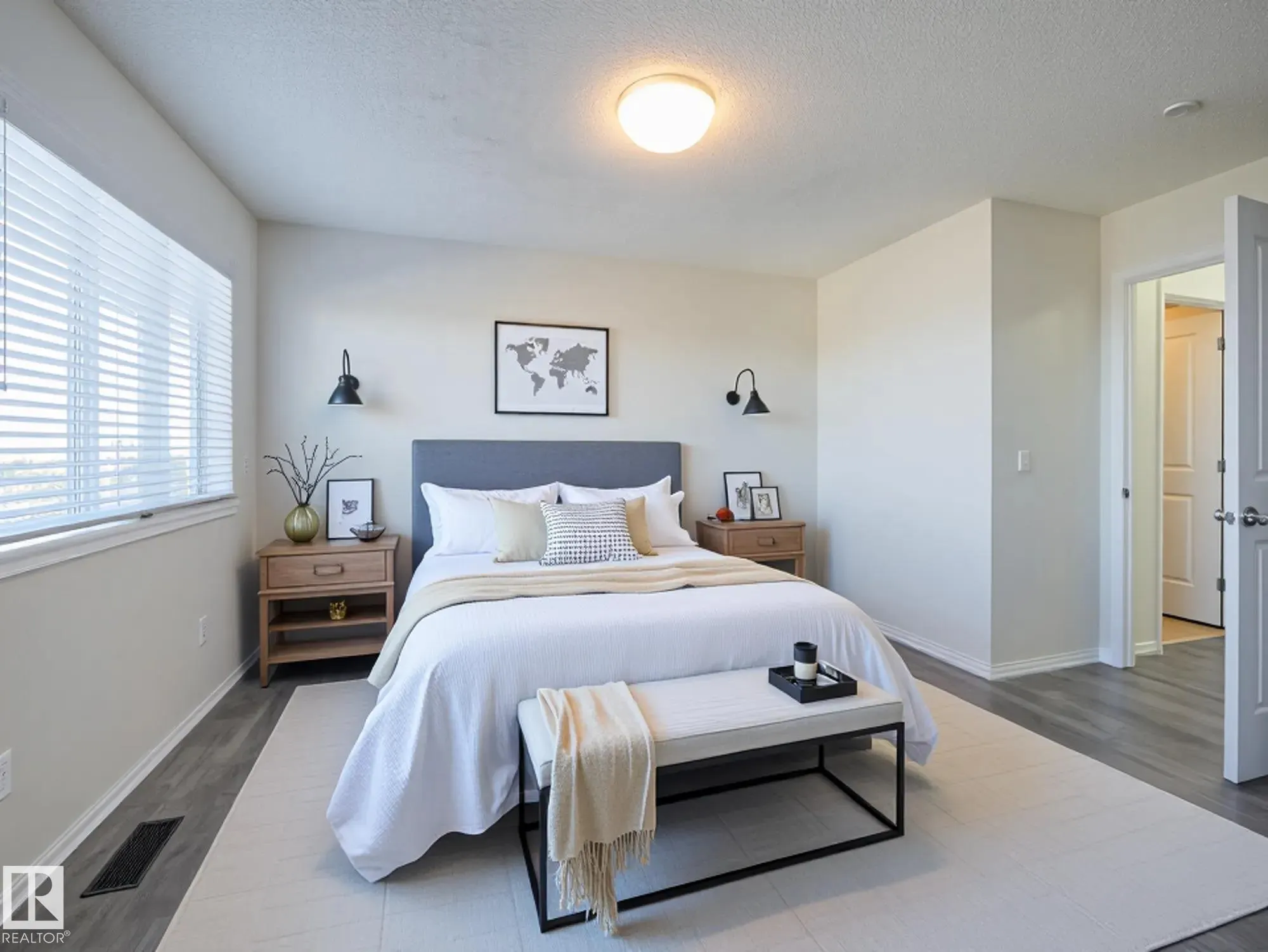 2051 TOWNE CENTRE Boulevard