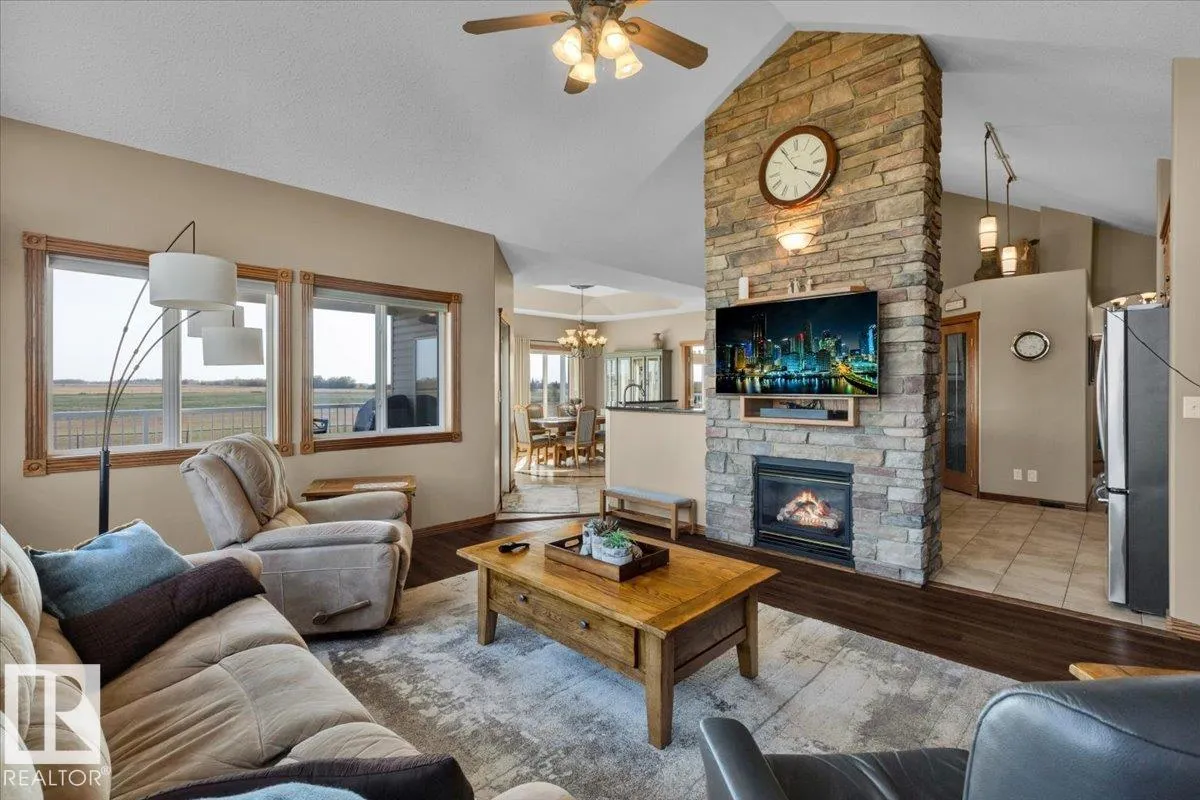 24703 MERIDIAN Street