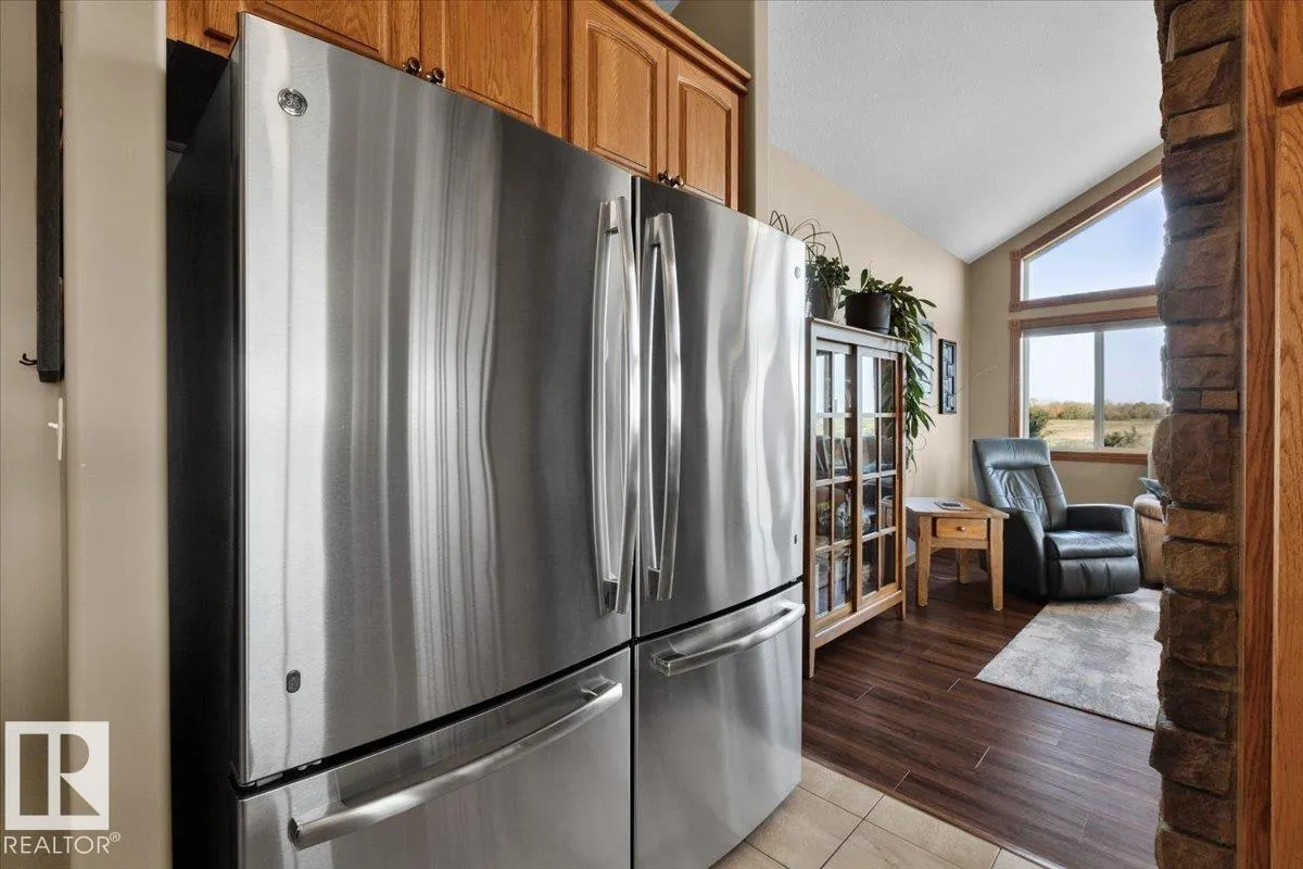 24703 MERIDIAN Street