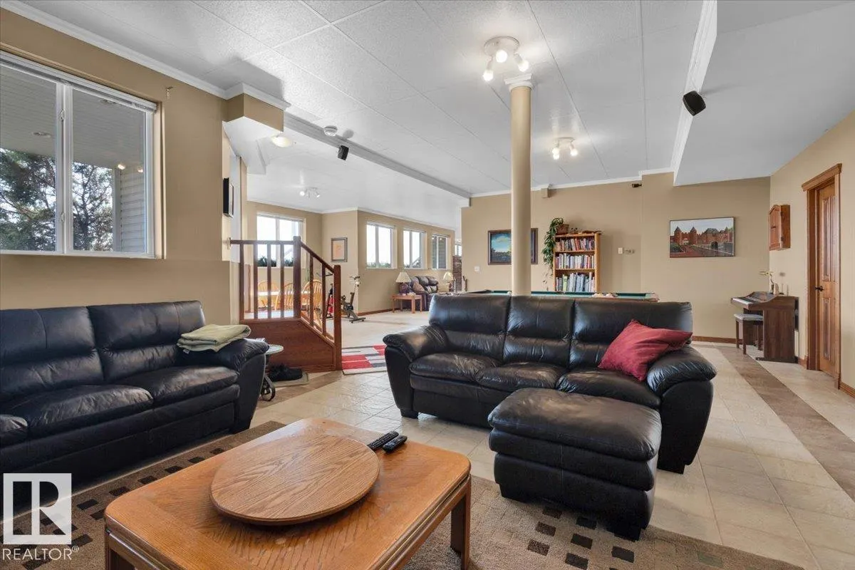 24703 MERIDIAN Street