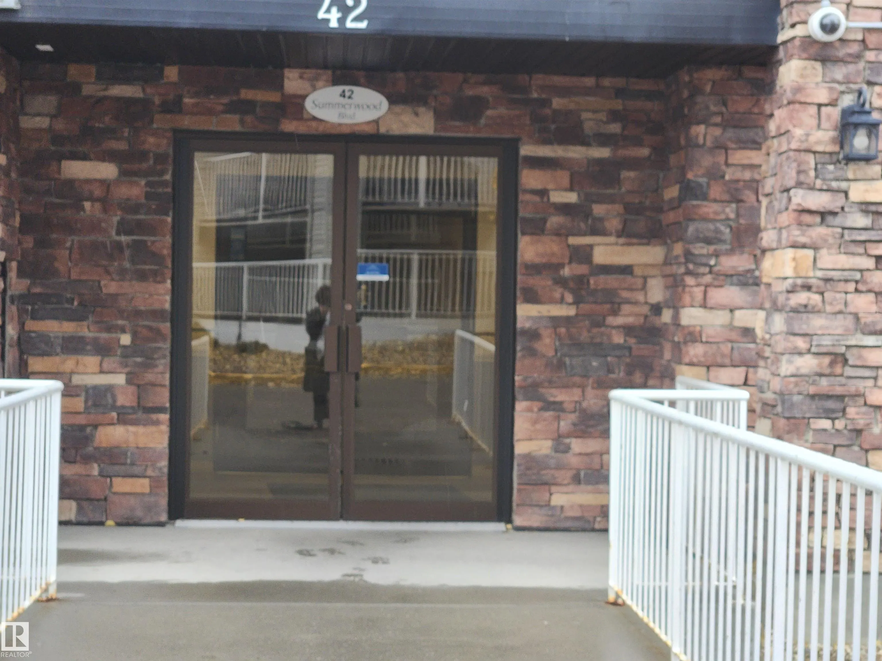 42 Summerwood Boulevard