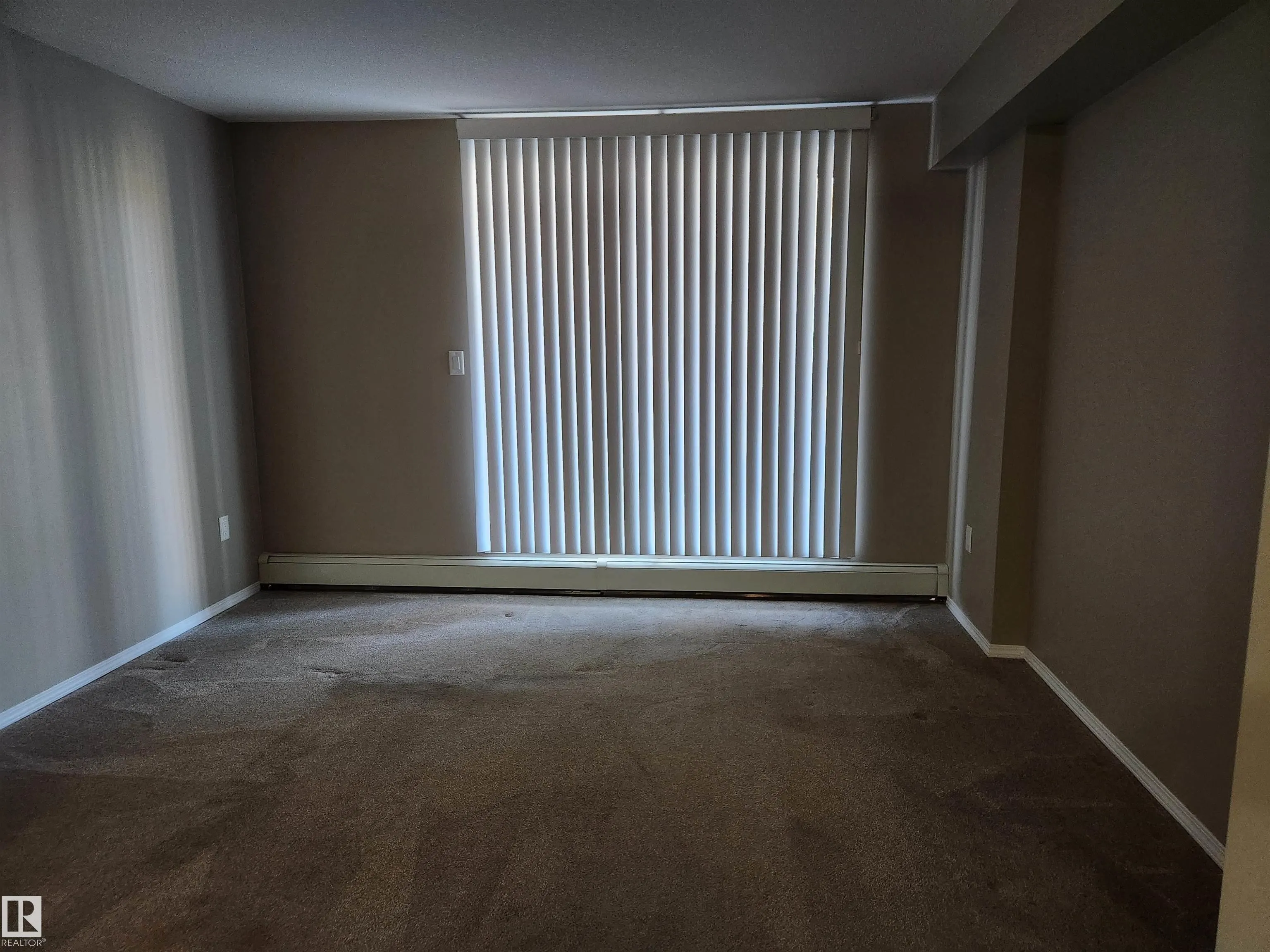 42 Summerwood Boulevard