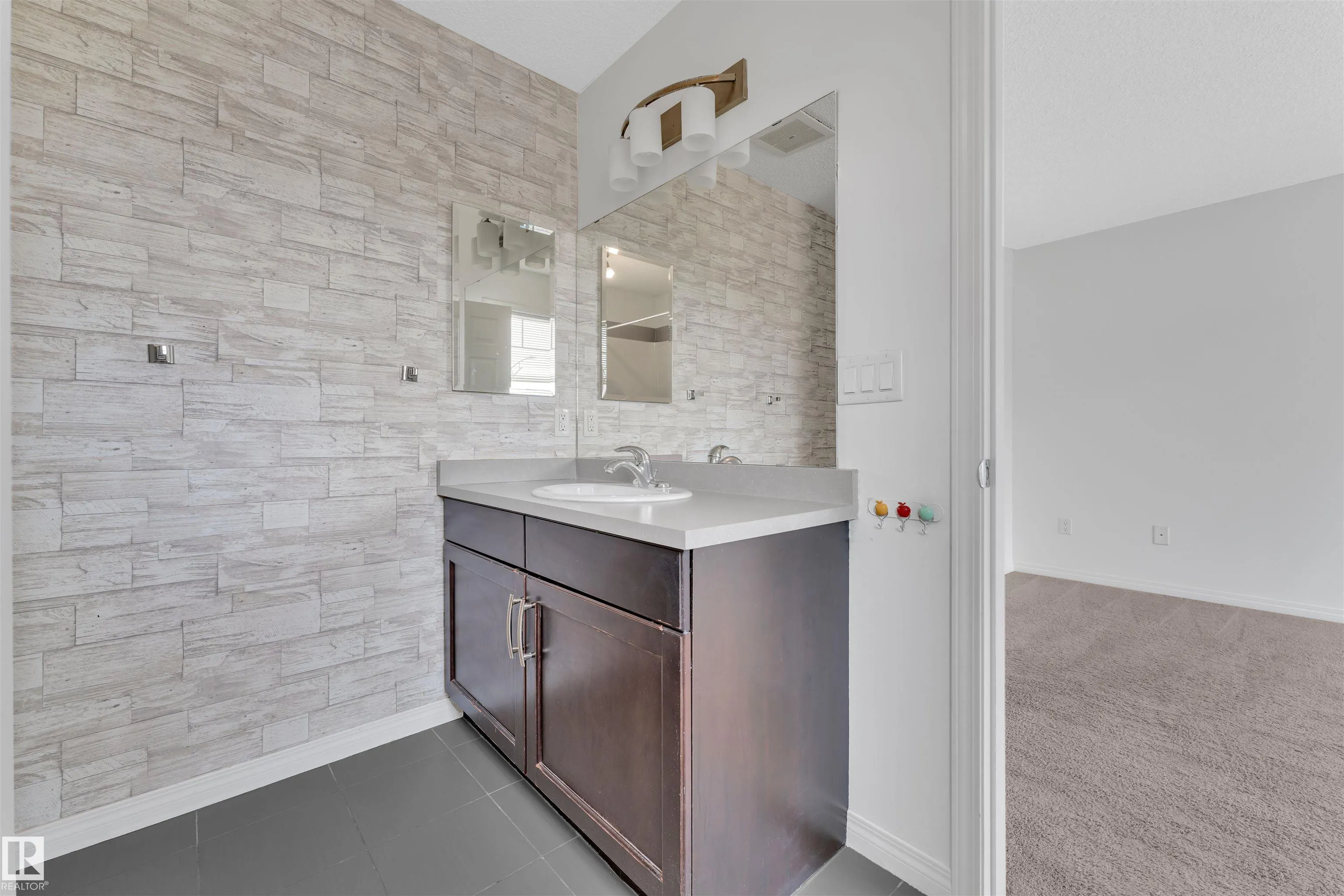 5405 Crabapple LO SW