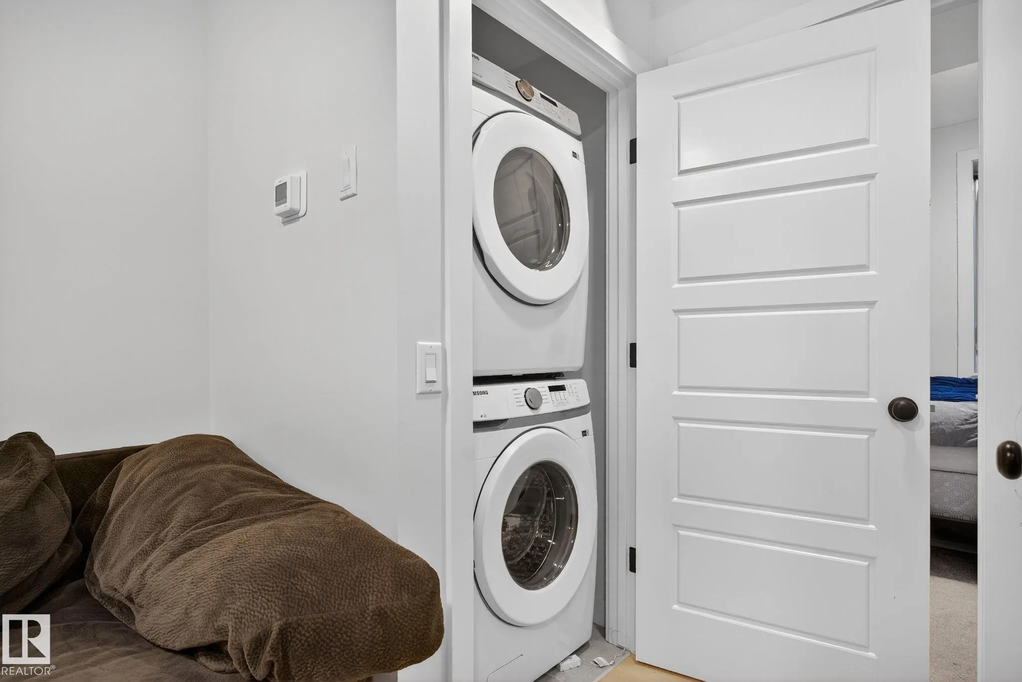 382 CRYSTALLINA NERA Drive