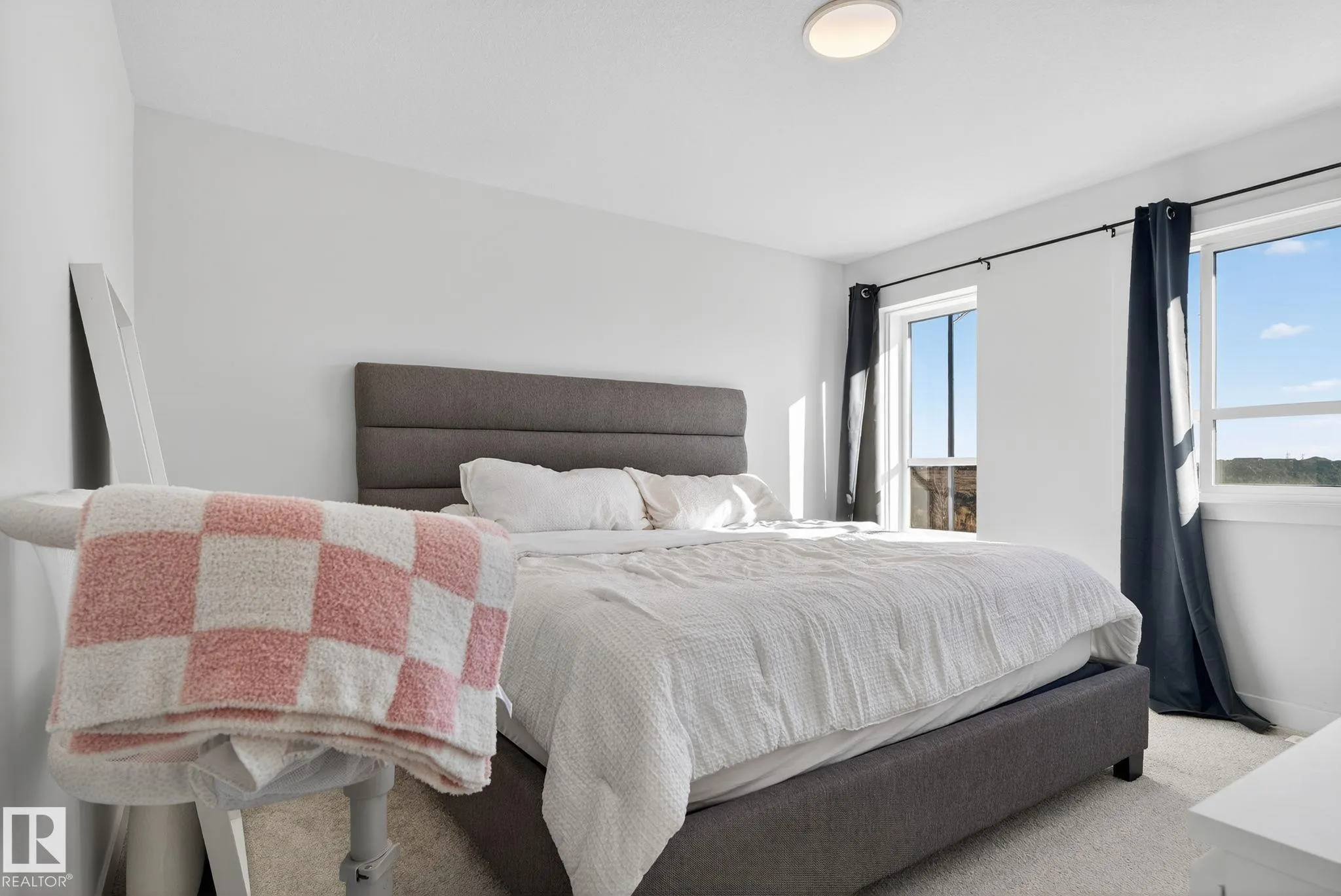 382 CRYSTALLINA NERA Drive