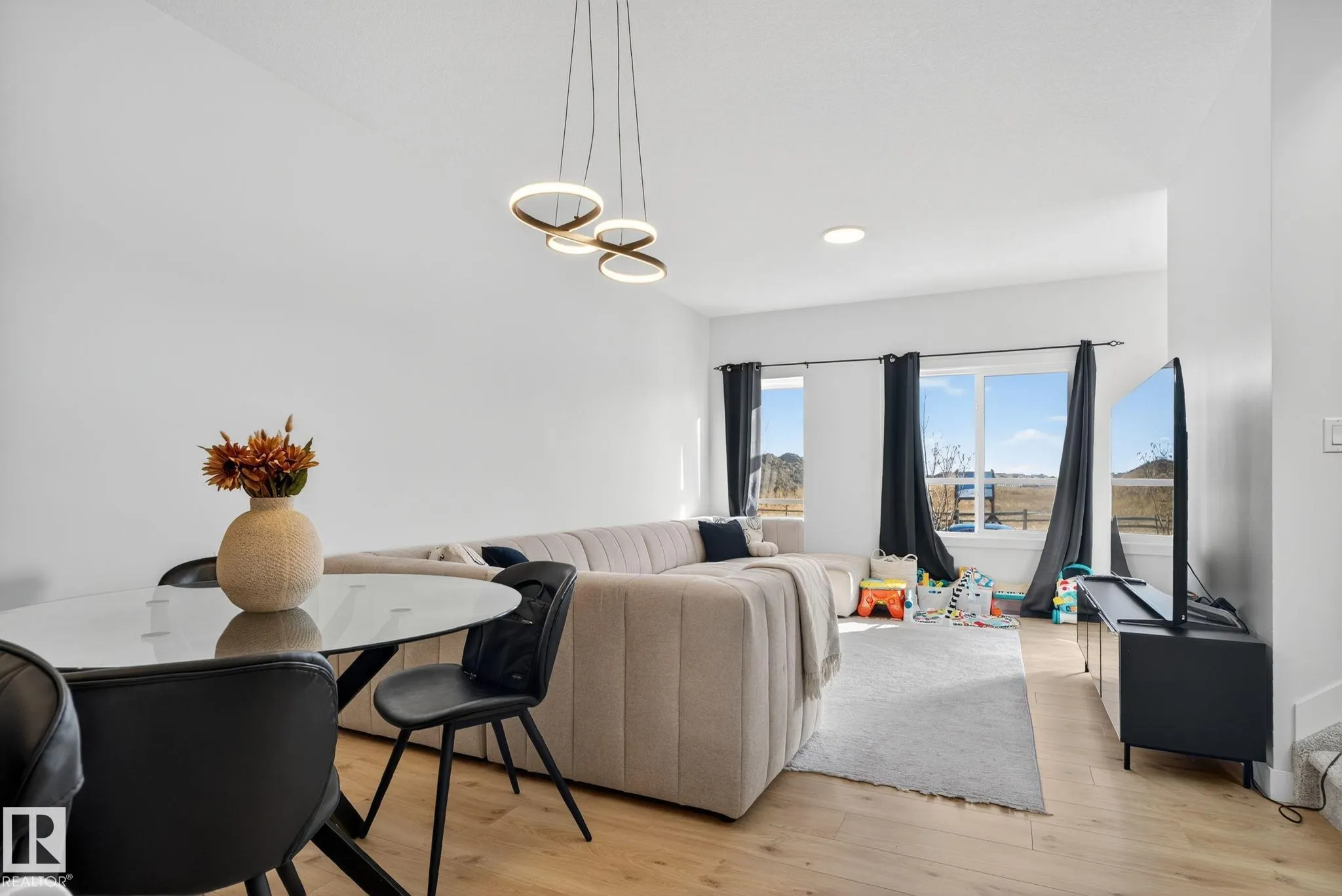 382 CRYSTALLINA NERA Drive