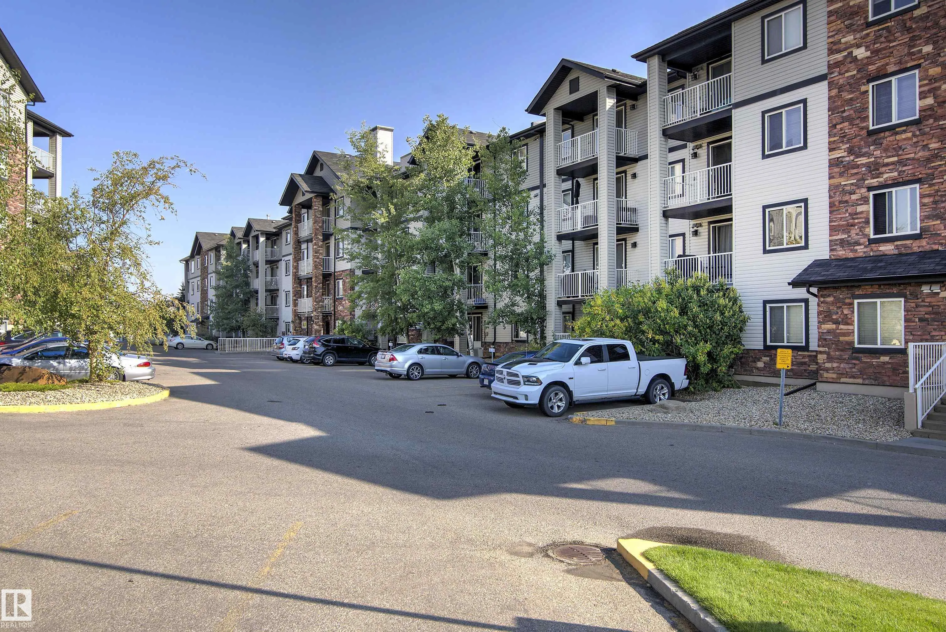 42 Summerwood Boulevard