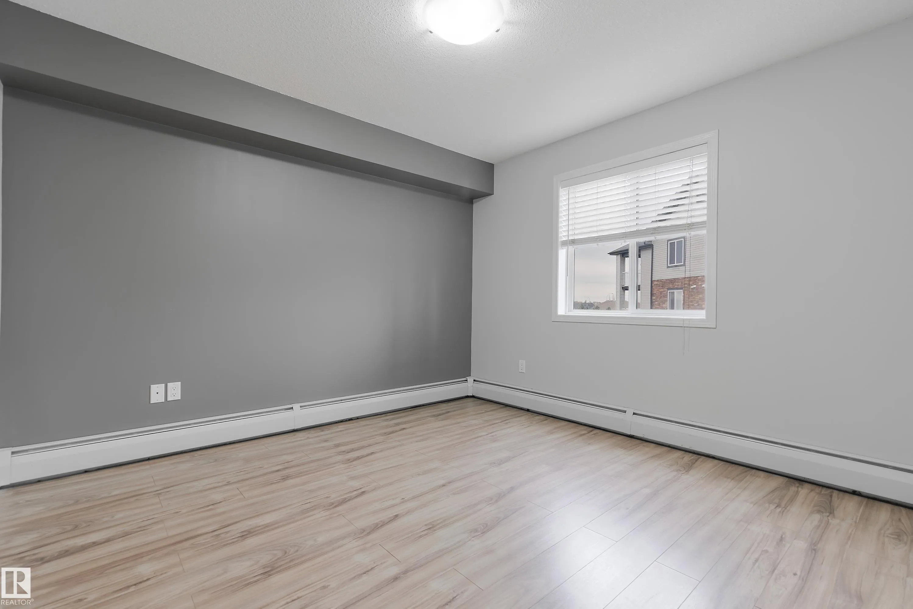 42 Summerwood Boulevard