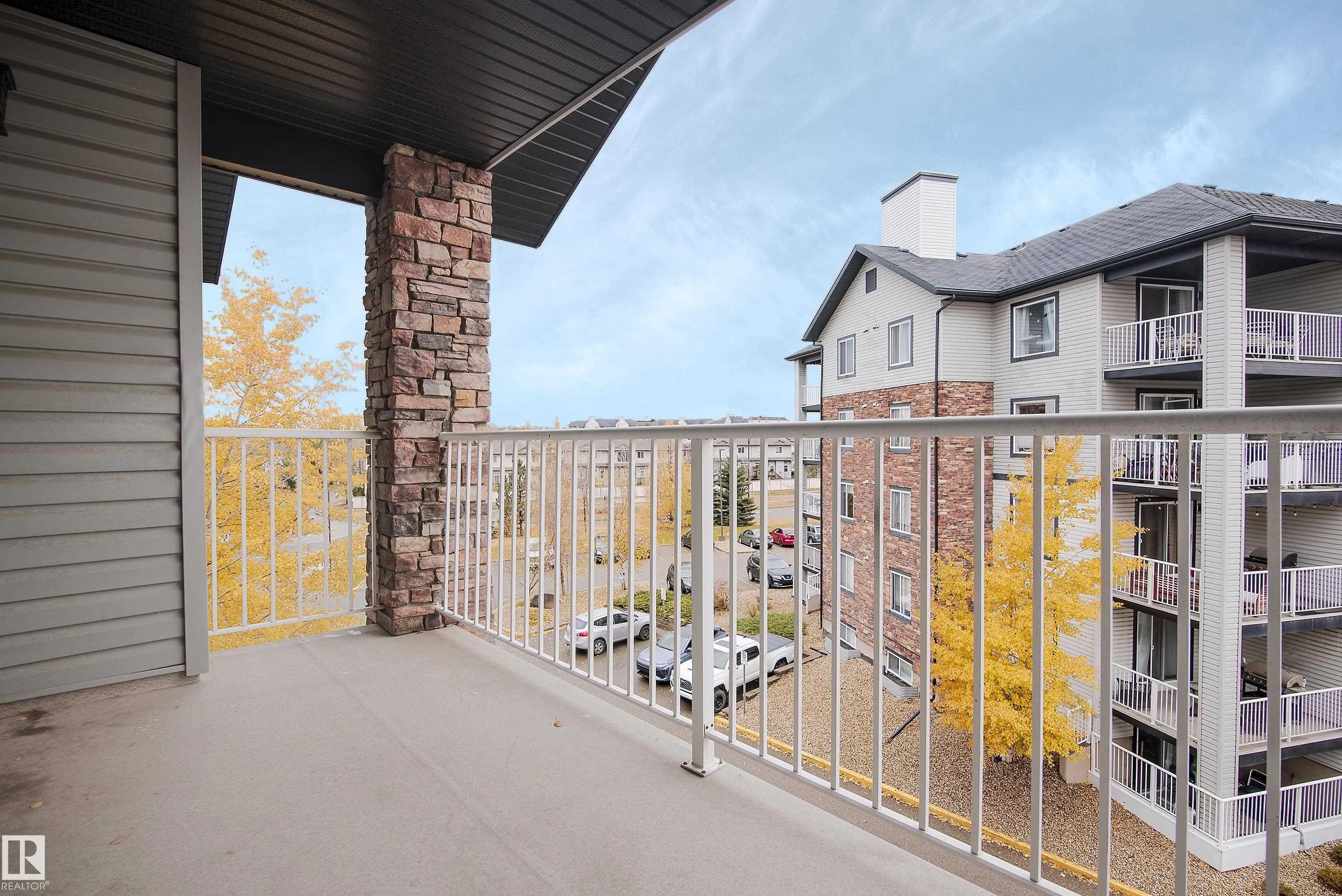 42 Summerwood Boulevard